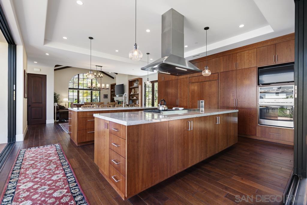 Detail Gallery Image 22 of 75 For Pine St, Coronado,  CA 92118 - 4 Beds | 3/1 Baths