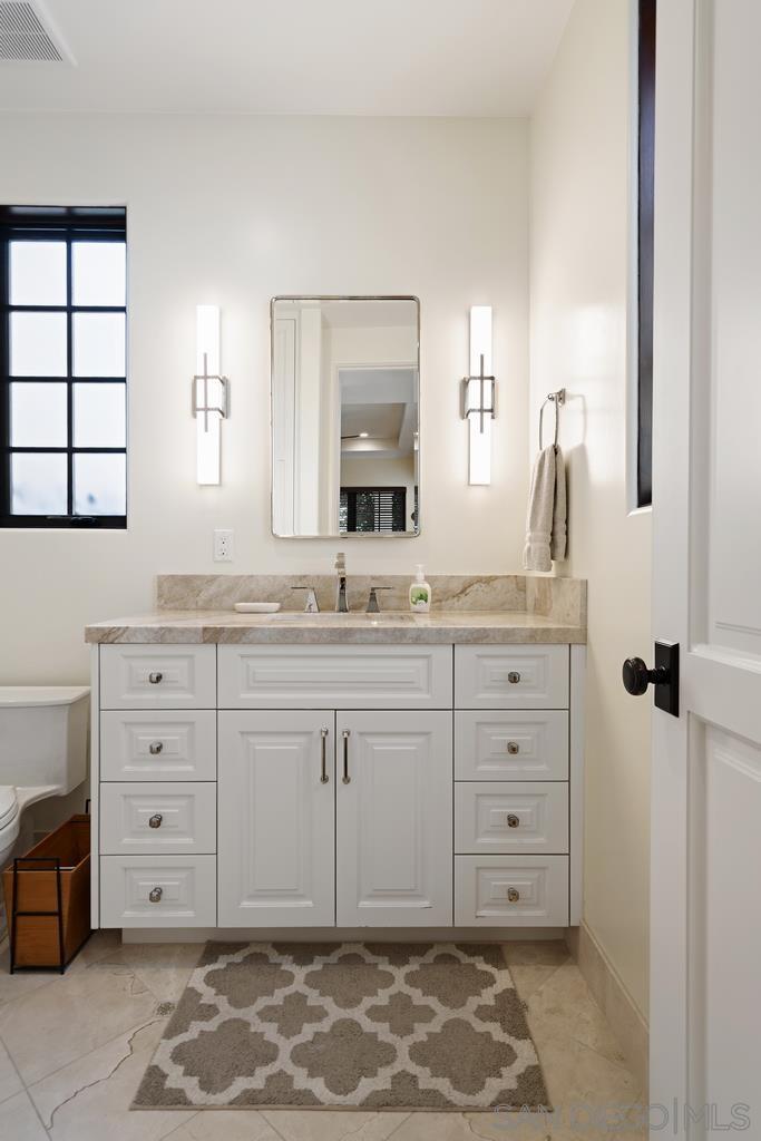 Detail Gallery Image 27 of 75 For Pine St, Coronado,  CA 92118 - 4 Beds | 3/1 Baths