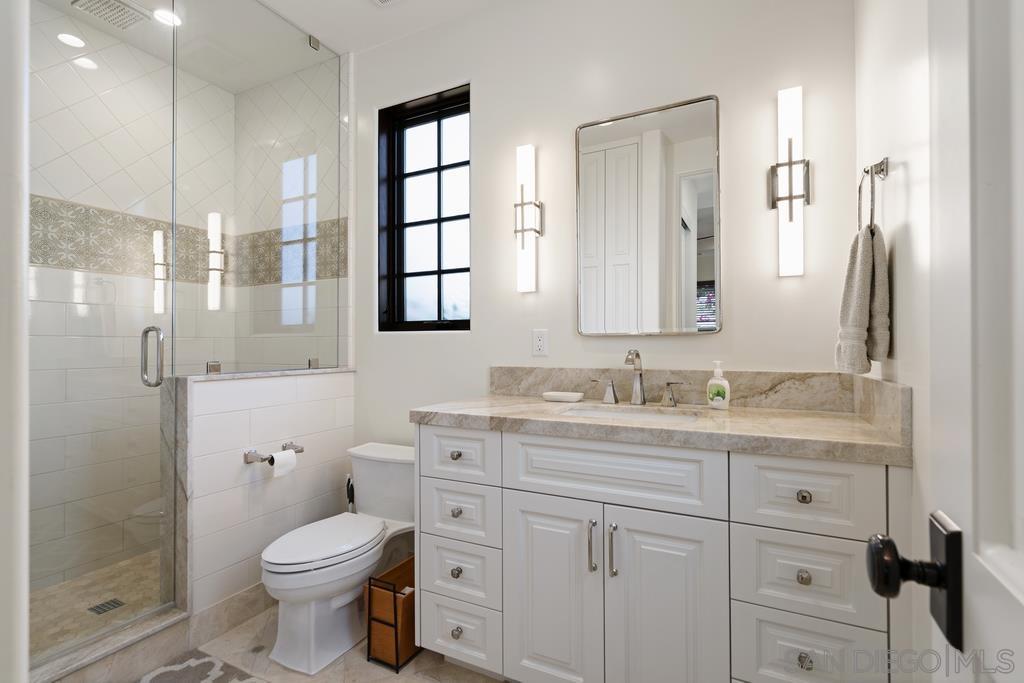 Detail Gallery Image 28 of 75 For Pine St, Coronado,  CA 92118 - 4 Beds | 3/1 Baths