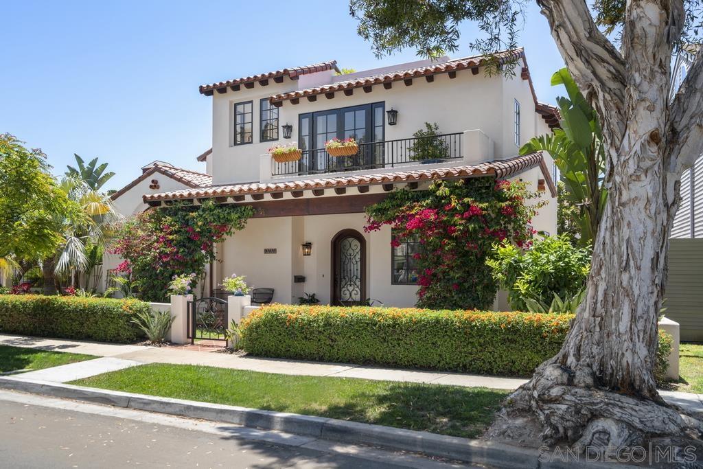 Detail Gallery Image 4 of 75 For Pine St, Coronado,  CA 92118 - 4 Beds | 3/1 Baths