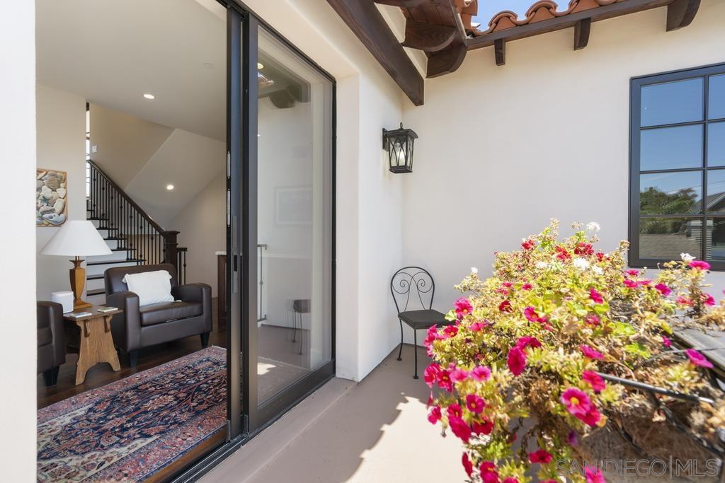 Detail Gallery Image 61 of 75 For Pine St, Coronado,  CA 92118 - 4 Beds | 3/1 Baths