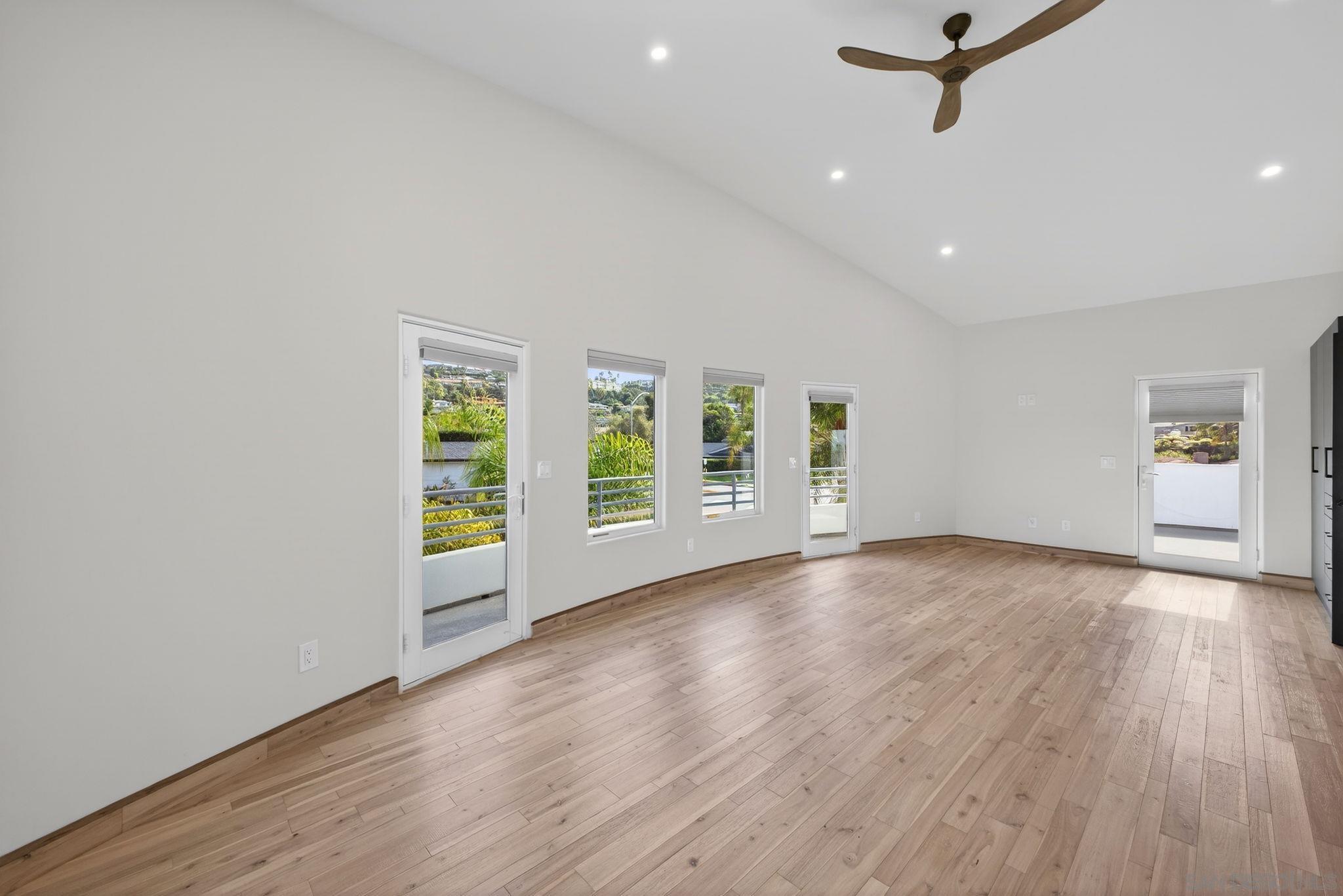 Detail Gallery Image 8 of 19 For 6706  Avenida Mañana St, La Jolla,  CA 92037 - 1 Beds | 1 Baths