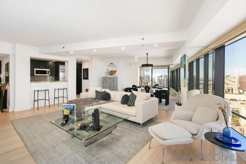 Detail Gallery Image 3 of 18 For 200  Harbor Dr.  3401, San Diego,  CA 92101 - 2 Beds | 2 Baths