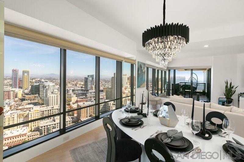 Detail Gallery Image 4 of 18 For 200  Harbor Dr.  3401, San Diego,  CA 92101 - 2 Beds | 2 Baths