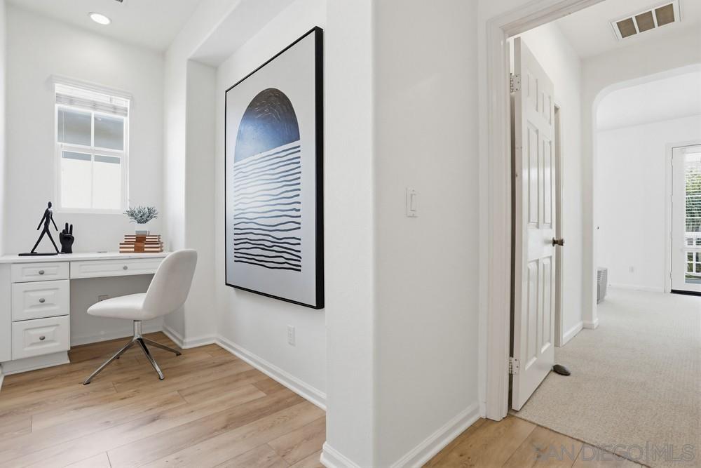 Detail Gallery Image 19 of 43 For 605  Seaward, Carlsbad,  CA 92011 - 4 Beds | 2/1 Baths