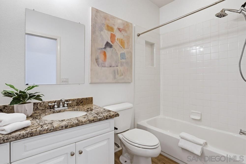 Detail Gallery Image 26 of 43 For 605  Seaward, Carlsbad,  CA 92011 - 4 Beds | 2/1 Baths