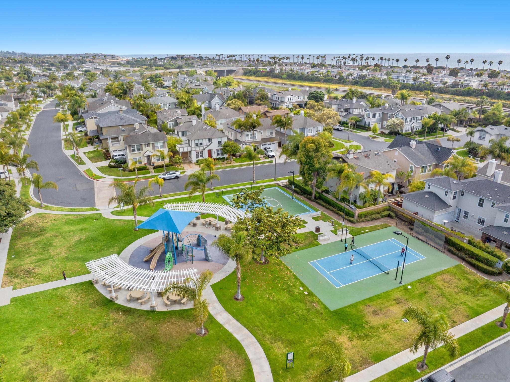 Detail Gallery Image 36 of 43 For 605  Seaward, Carlsbad,  CA 92011 - 4 Beds | 2/1 Baths