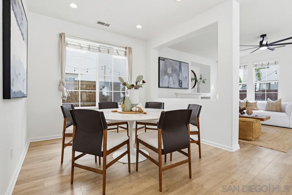 Detail Gallery Image 10 of 43 For 605  Seaward, Carlsbad,  CA 92011 - 4 Beds | 2/1 Baths
