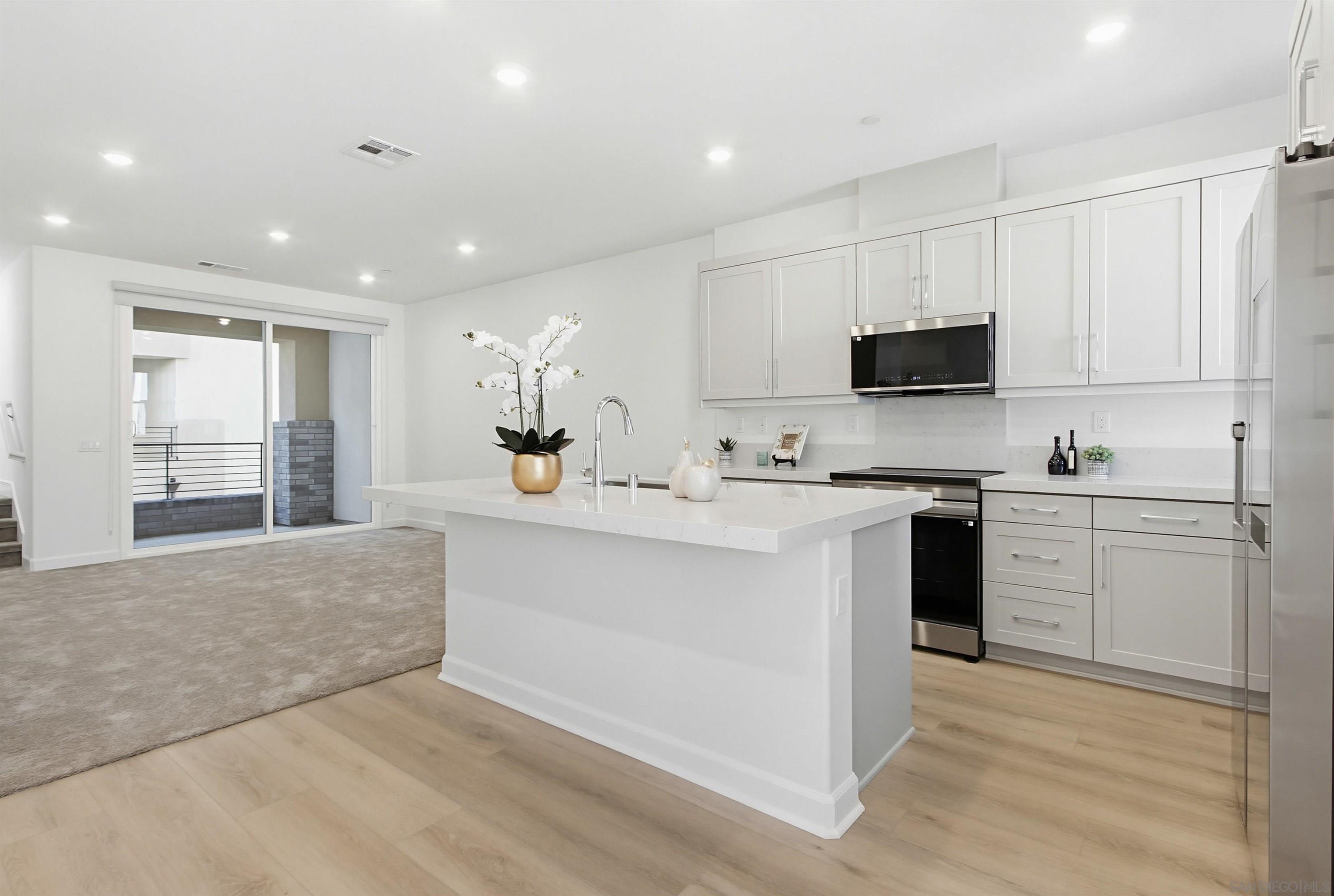 Detail Gallery Image 4 of 50 For 432  Caliper Way, San Marcos,  CA 92078 - 3 Beds | 2/1 Baths