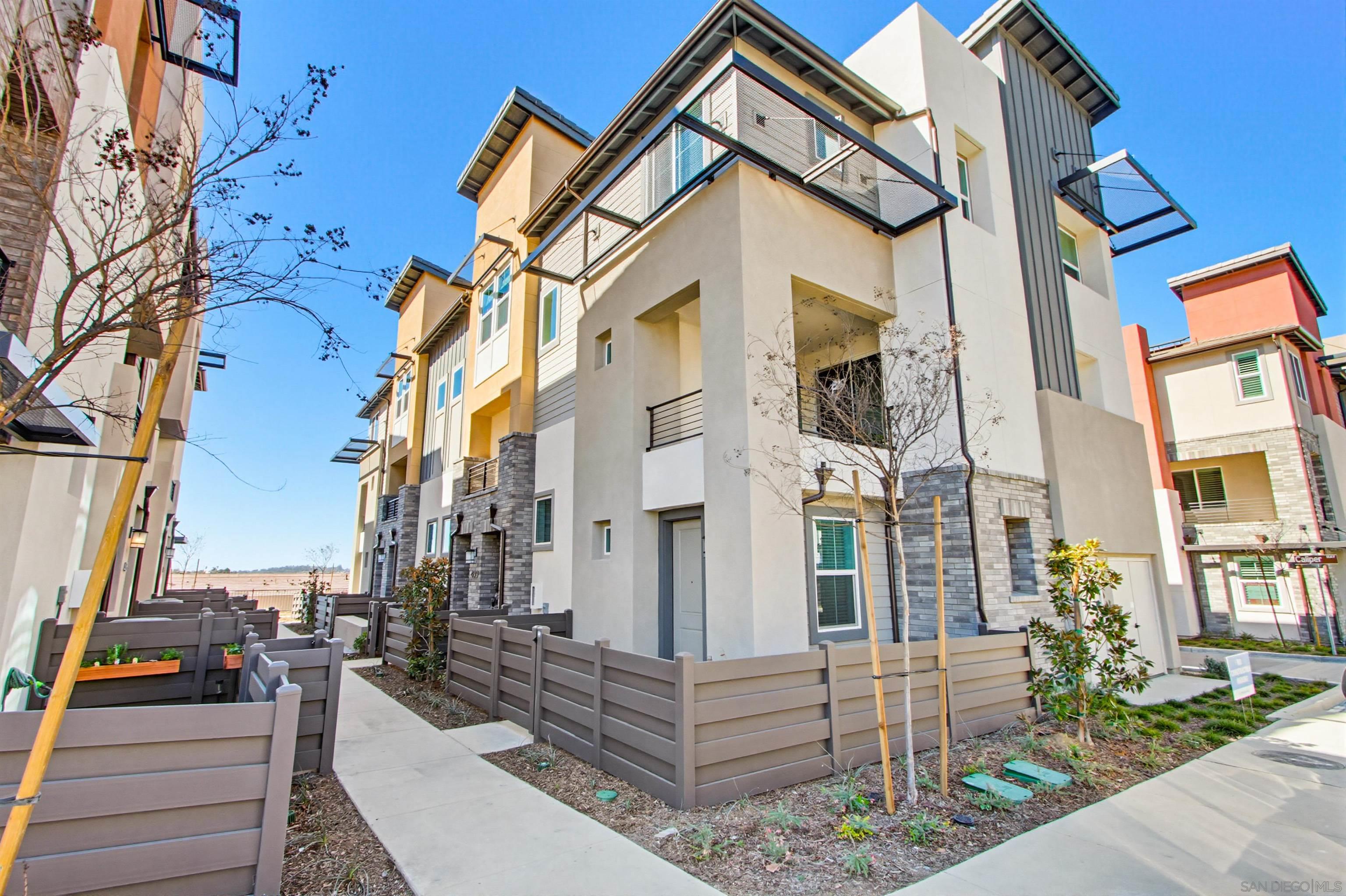 Detail Gallery Image 6 of 50 For 432  Caliper Way, San Marcos,  CA 92078 - 3 Beds | 2/1 Baths