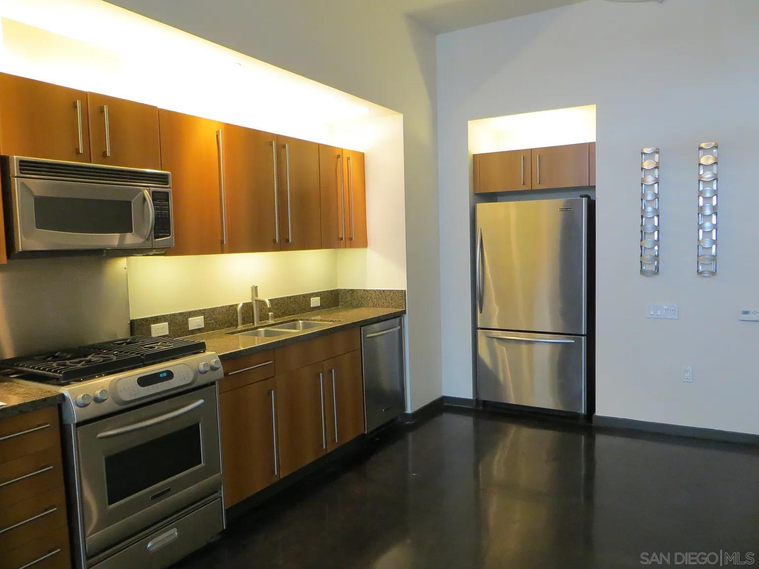 Detail Gallery Image 3 of 10 For 350  11th Ave  129, San Diego,  CA 92101 - 1 Beds | 1 Baths