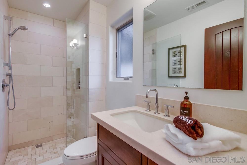 Detail Gallery Image 20 of 50 For 10  Ocean Court, Coronado,  CA 92118 - 6 Beds | 5/1 Baths