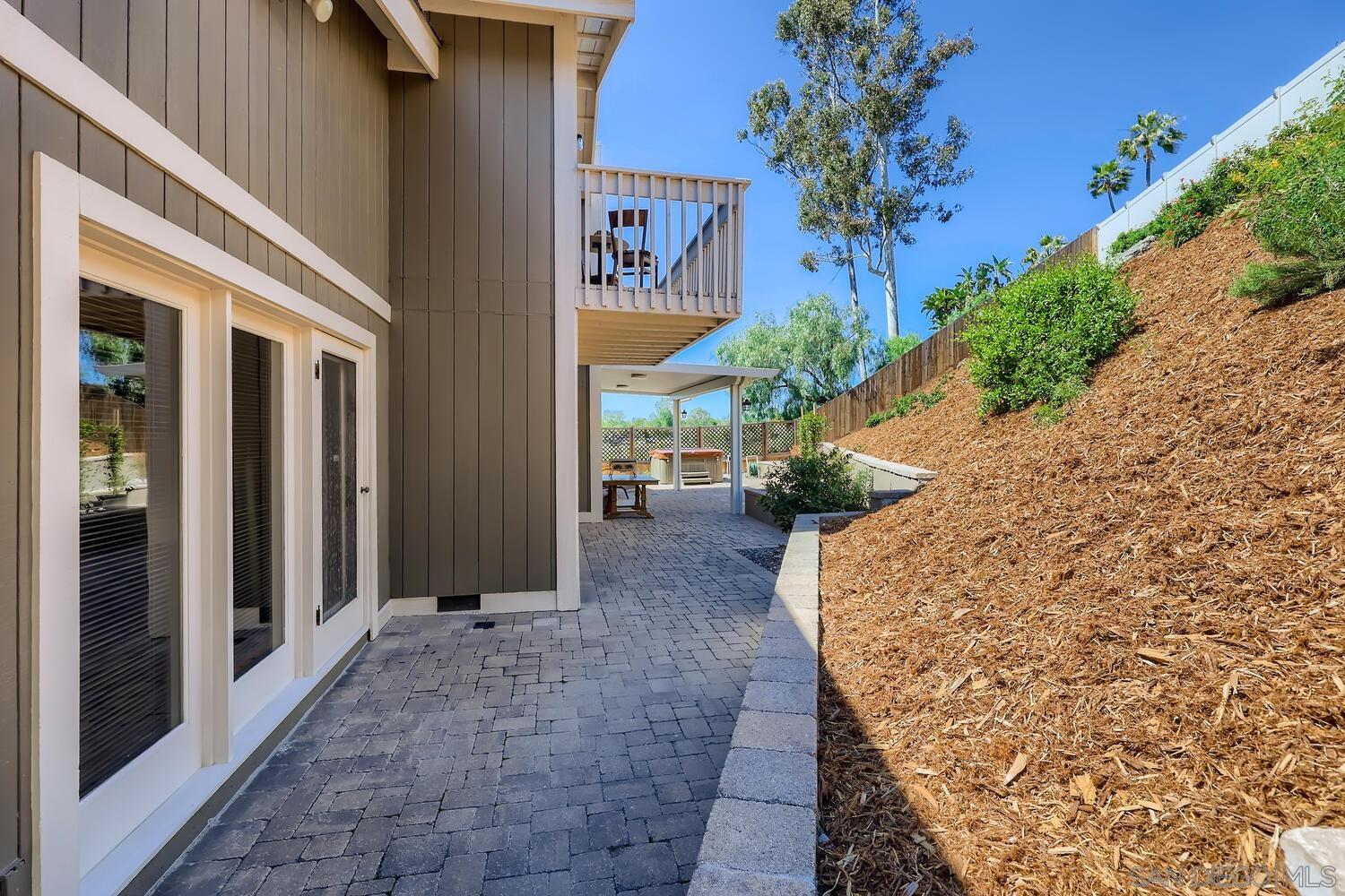 Detail Gallery Image 24 of 31 For 10808  Valiente Court, San Diego,  CA 92124 - 5 Beds | 3 Baths