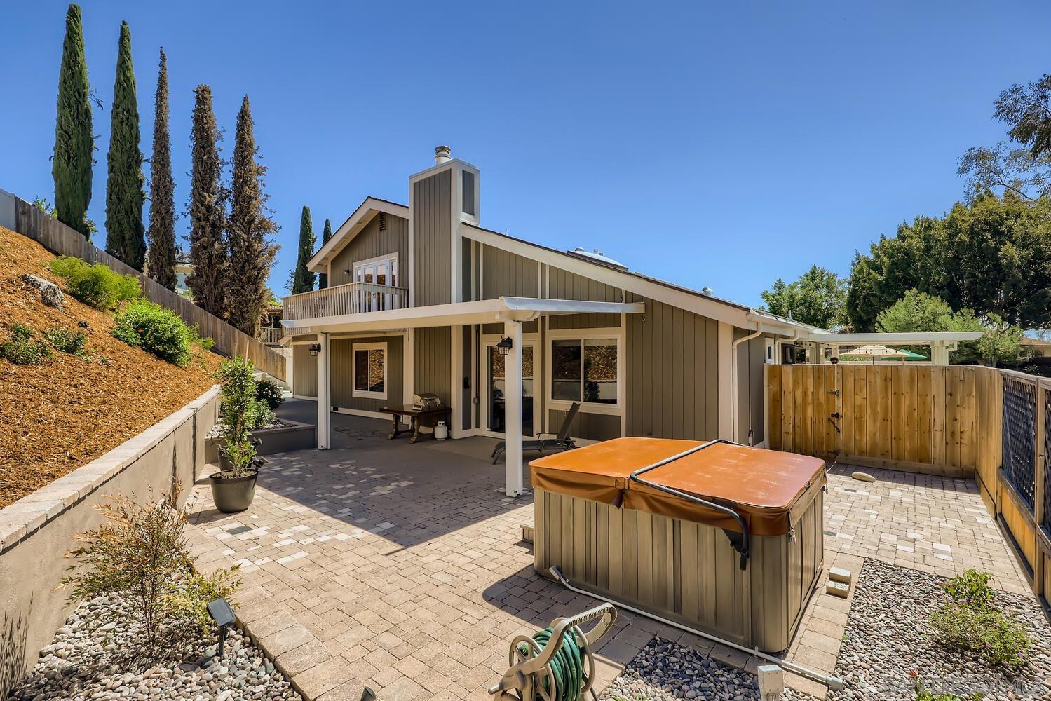 Detail Gallery Image 25 of 31 For 10808  Valiente Court, San Diego,  CA 92124 - 5 Beds | 3 Baths