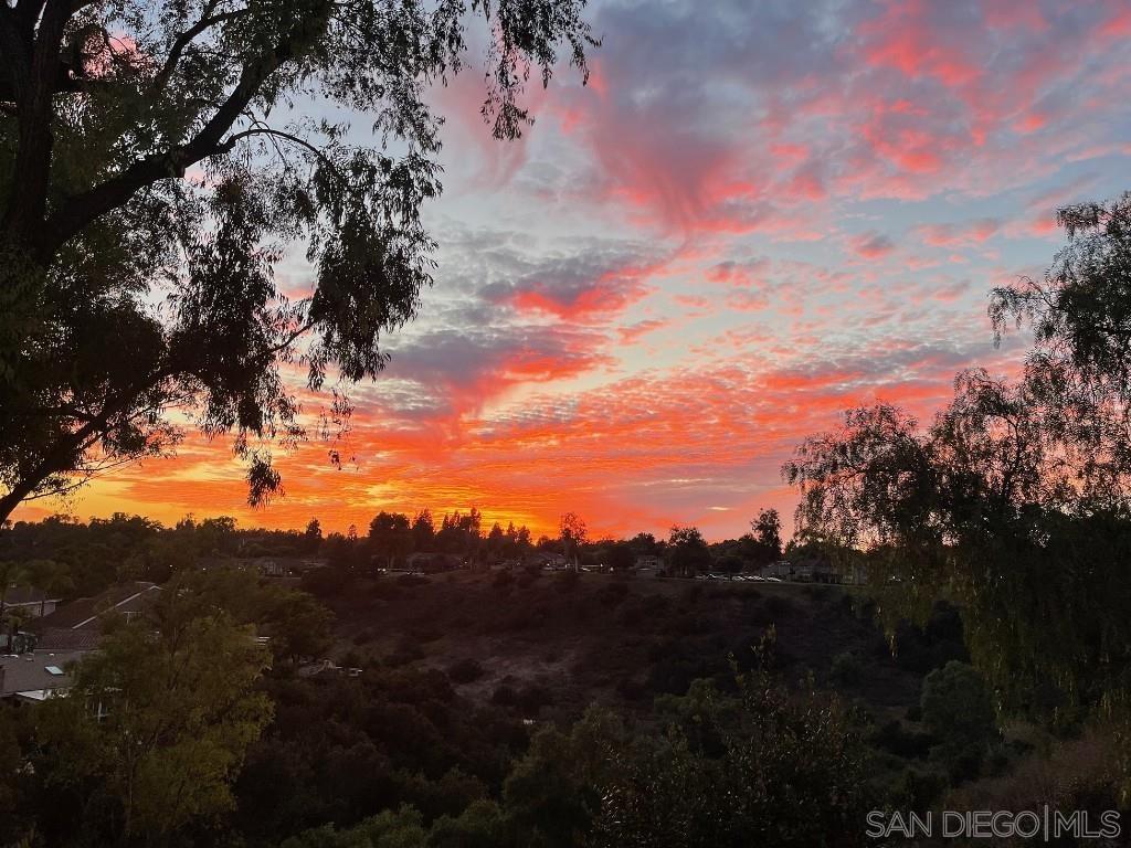 Detail Gallery Image 30 of 31 For 10808  Valiente Court, San Diego,  CA 92124 - 5 Beds | 3 Baths