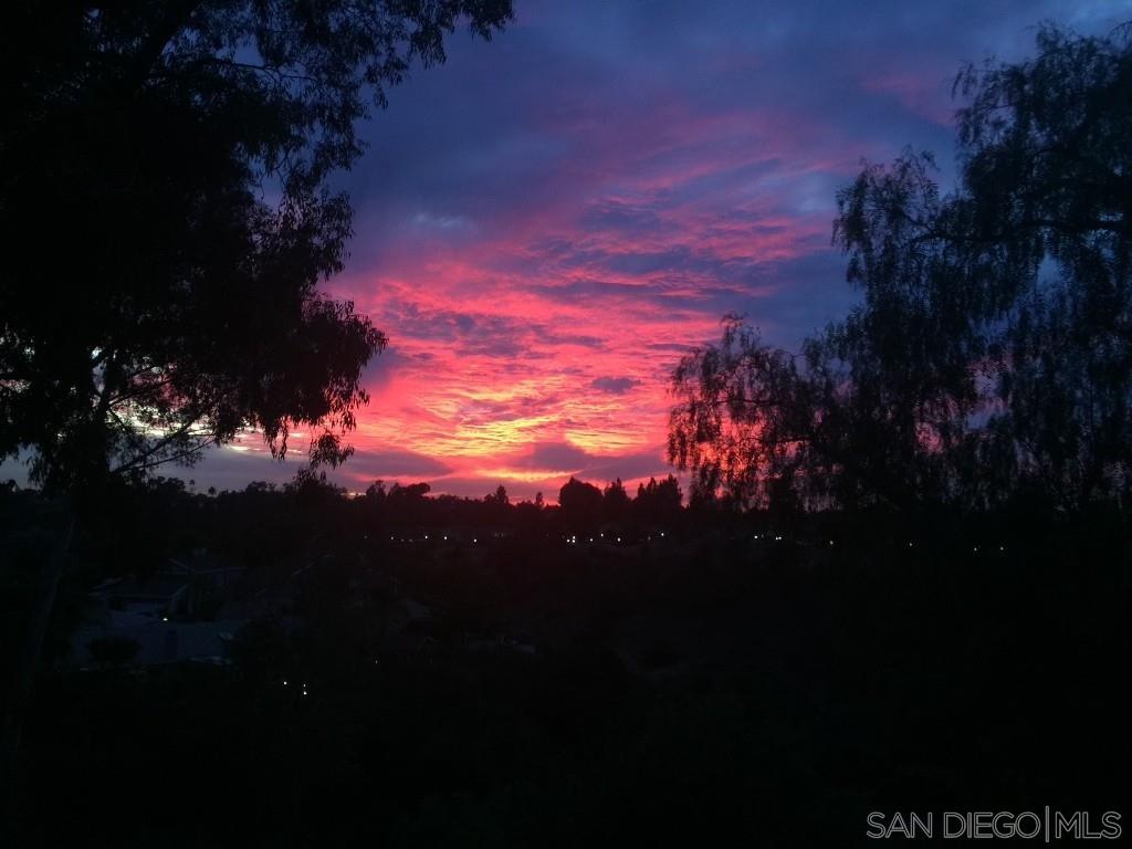 Detail Gallery Image 31 of 31 For 10808  Valiente Court, San Diego,  CA 92124 - 5 Beds | 3 Baths