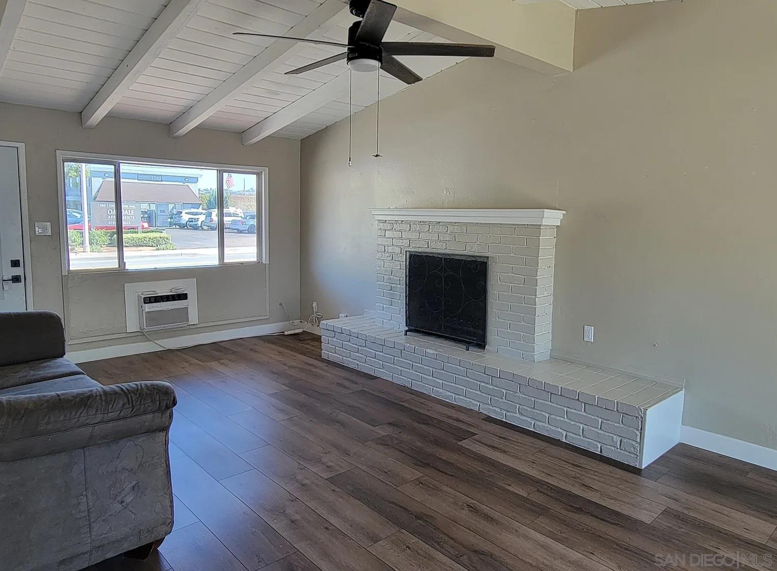 Detail Gallery Image 7 of 8 For 1383-87  Oakdale Avenue, El Cajon,  CA 92021 - – Beds | – Baths