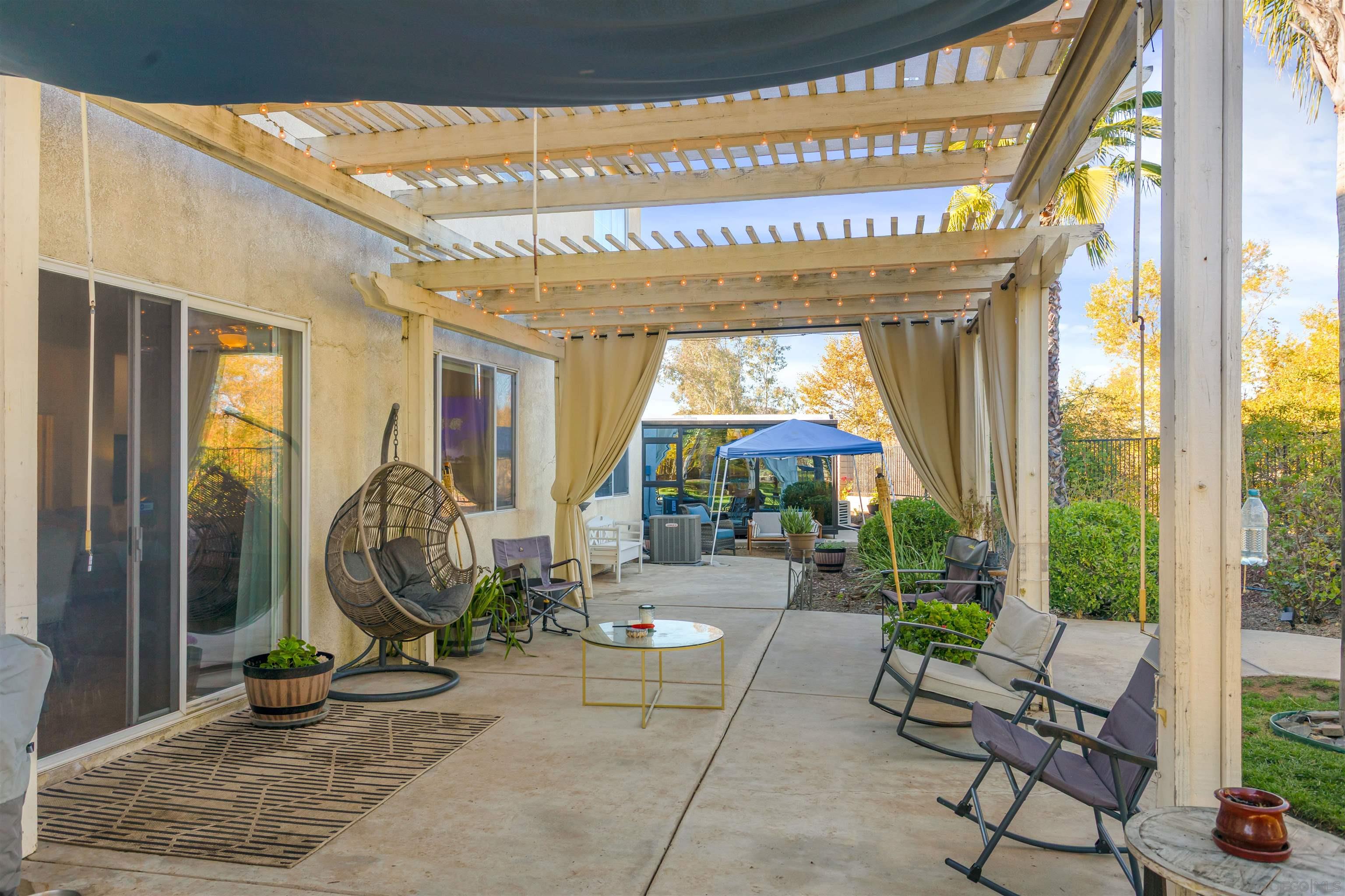 Detail Gallery Image 11 of 64 For 32724  Salvia Cir, Winchester,  CA 92596 - 5 Beds | 4/1 Baths