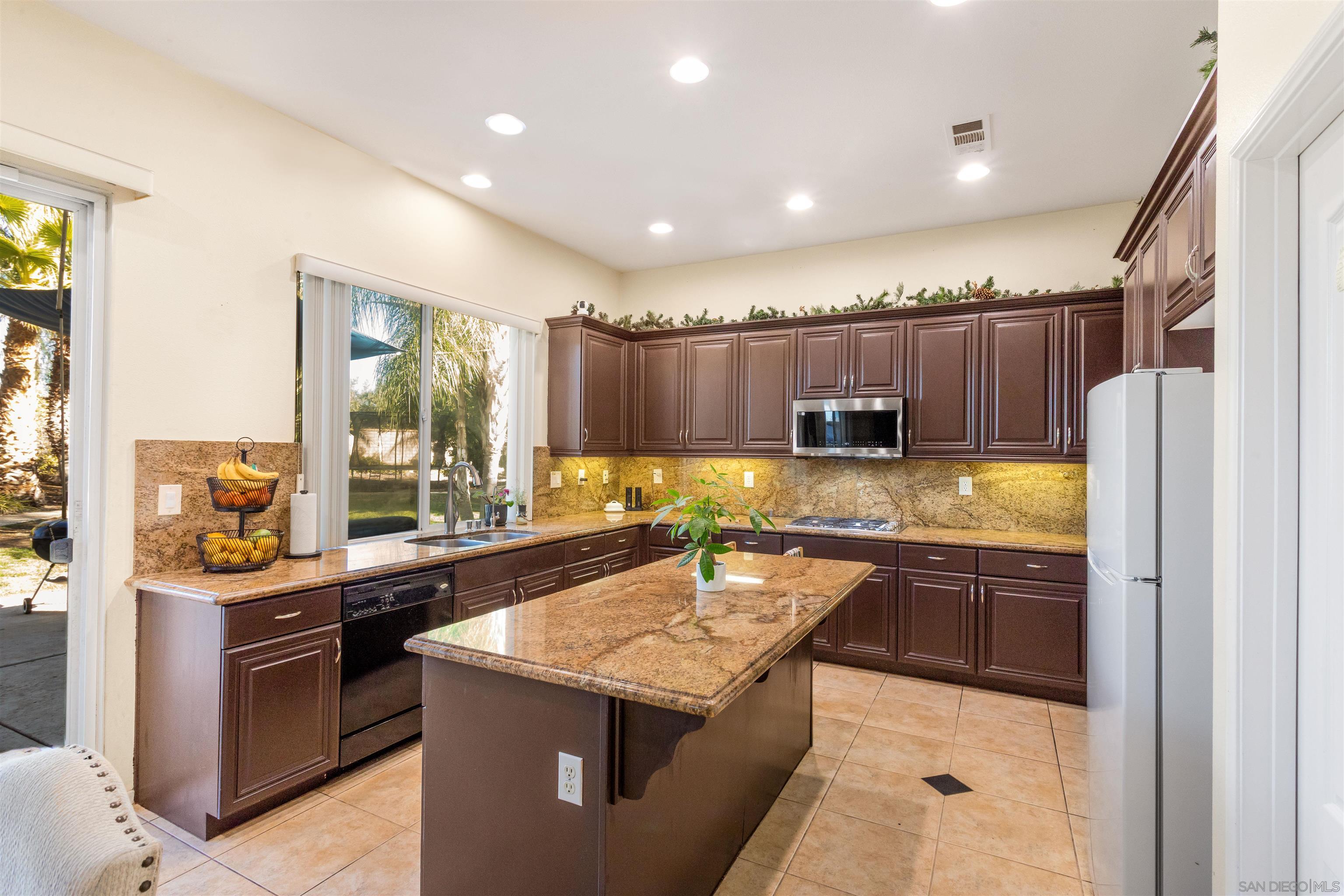 Detail Gallery Image 29 of 64 For 32724  Salvia Cir, Winchester,  CA 92596 - 5 Beds | 4/1 Baths