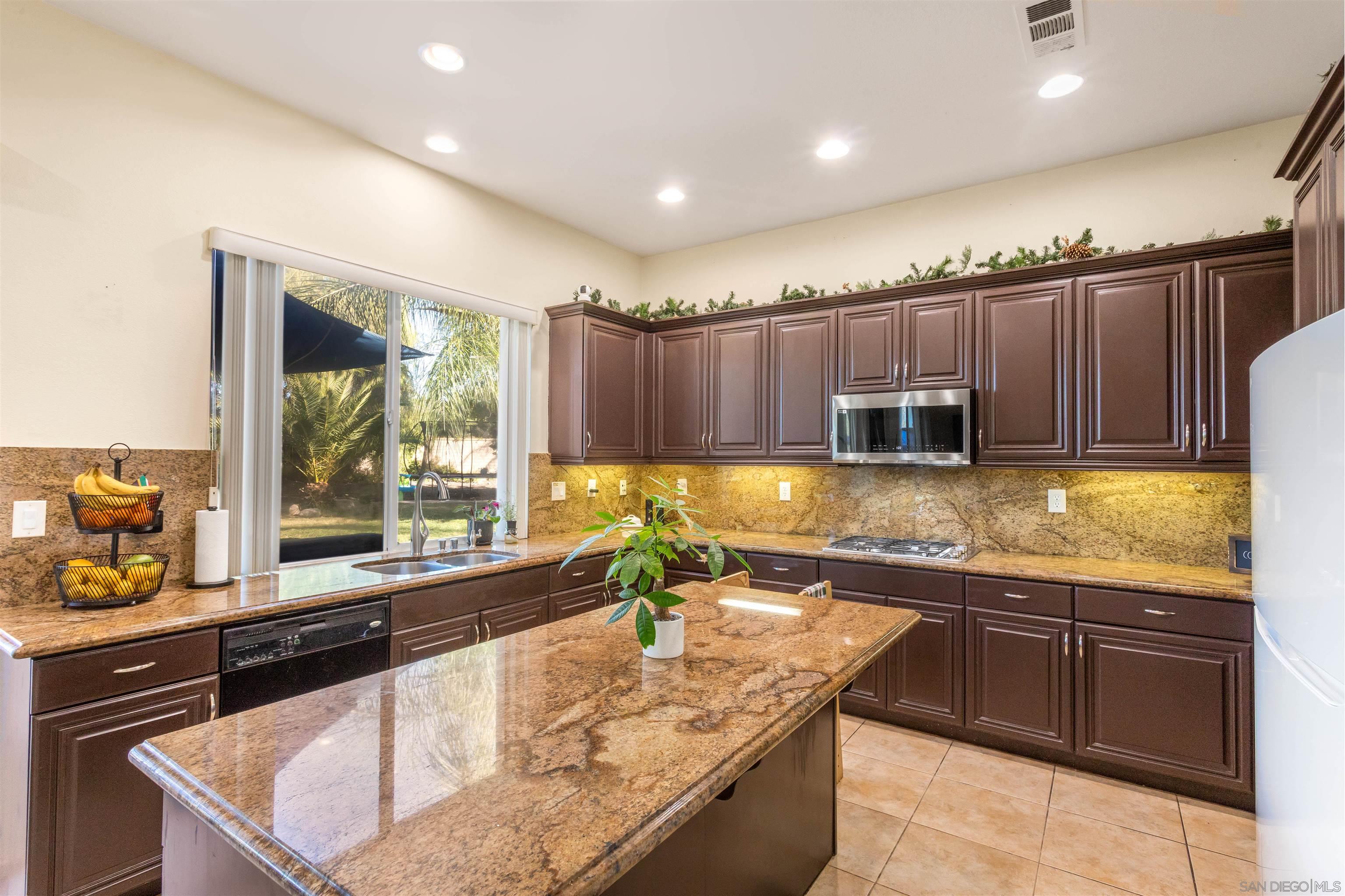Detail Gallery Image 30 of 64 For 32724  Salvia Cir, Winchester,  CA 92596 - 5 Beds | 4/1 Baths