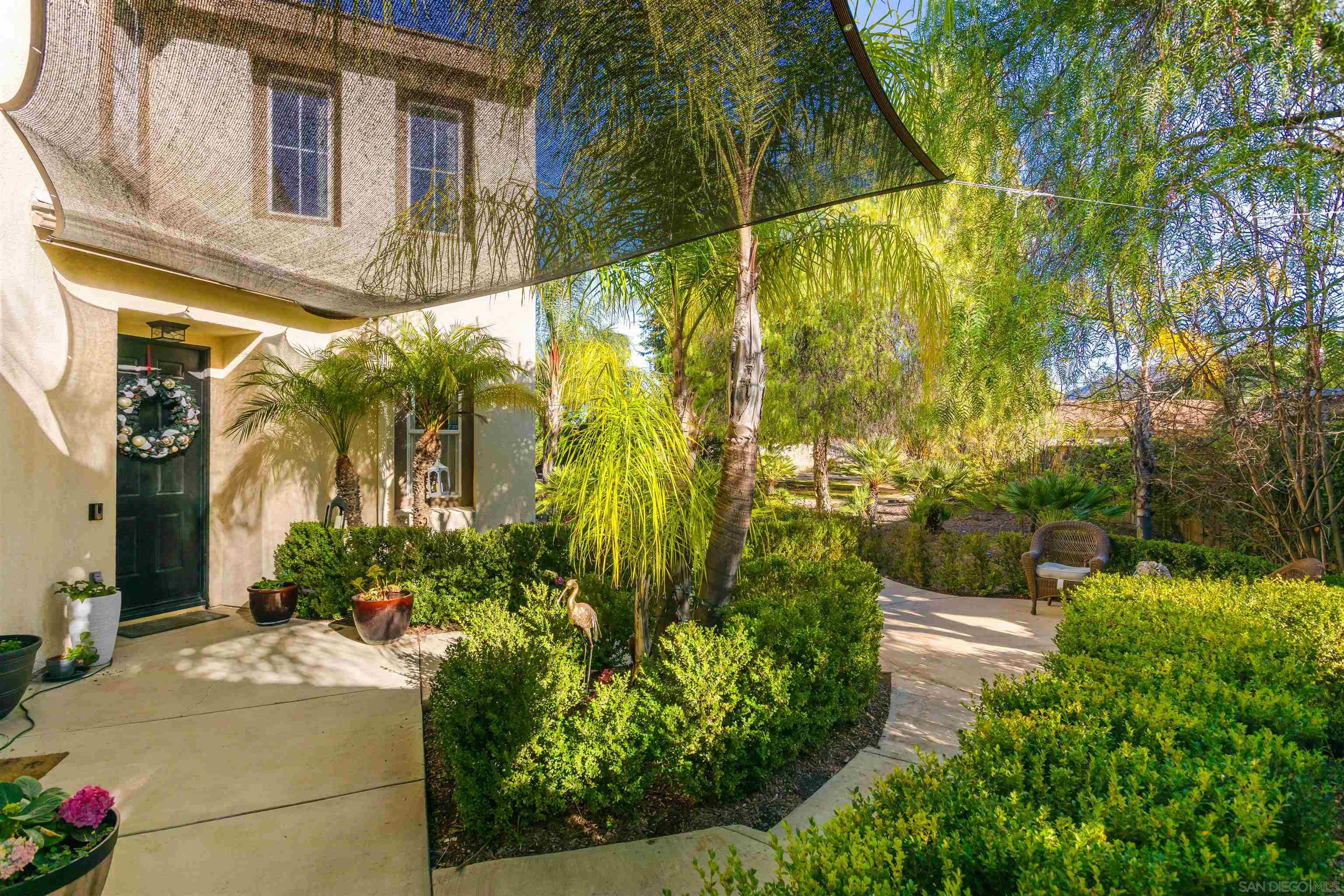 Detail Gallery Image 4 of 64 For 32724  Salvia Cir, Winchester,  CA 92596 - 5 Beds | 4/1 Baths