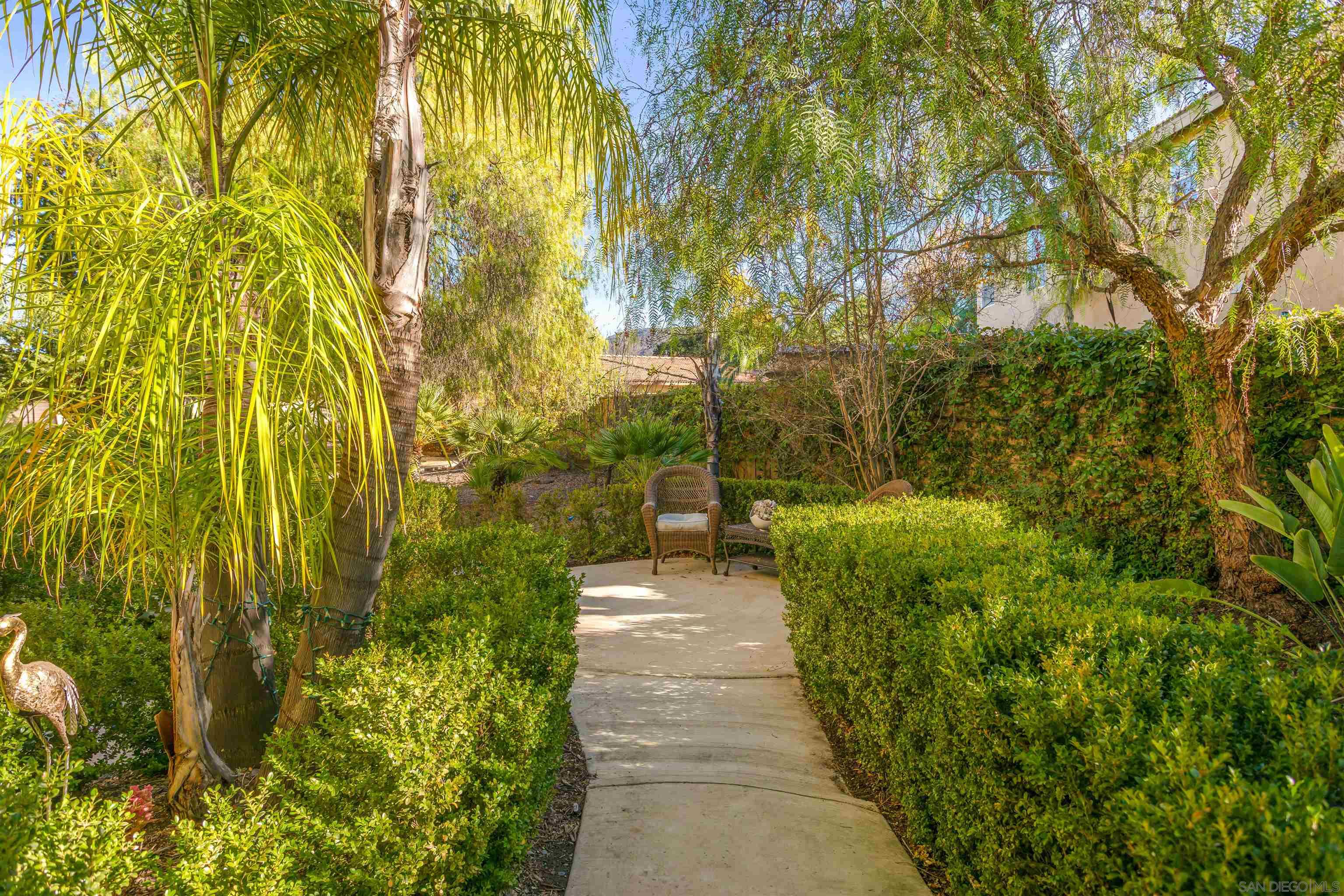 Detail Gallery Image 5 of 64 For 32724  Salvia Cir, Winchester,  CA 92596 - 5 Beds | 4/1 Baths