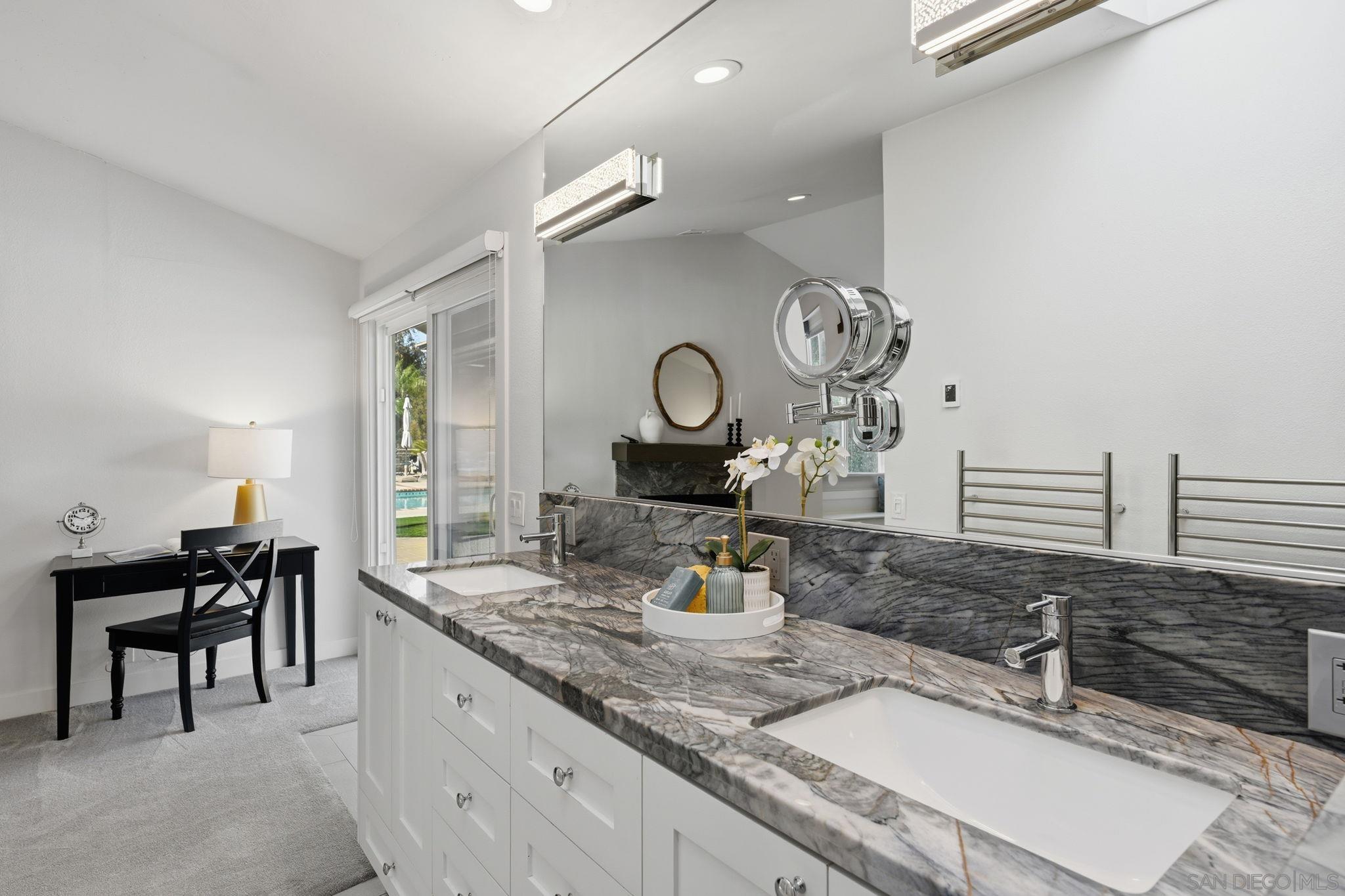 Detail Gallery Image 32 of 75 For 2742  Glasgow Dr, Carlsbad,  CA 92010 - 4 Beds | 3/1 Baths