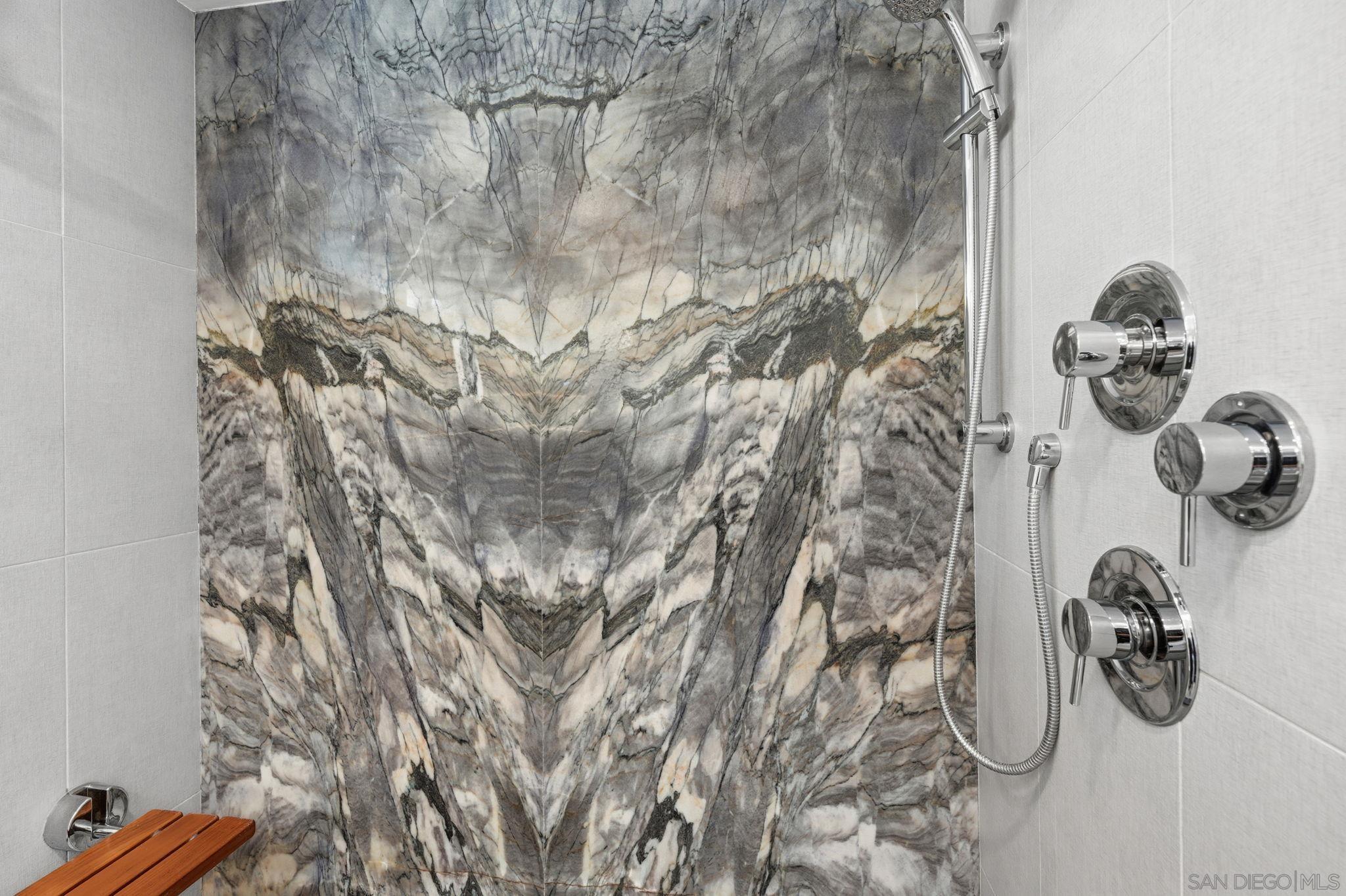 Detail Gallery Image 33 of 75 For 2742  Glasgow Dr, Carlsbad,  CA 92010 - 4 Beds | 3/1 Baths