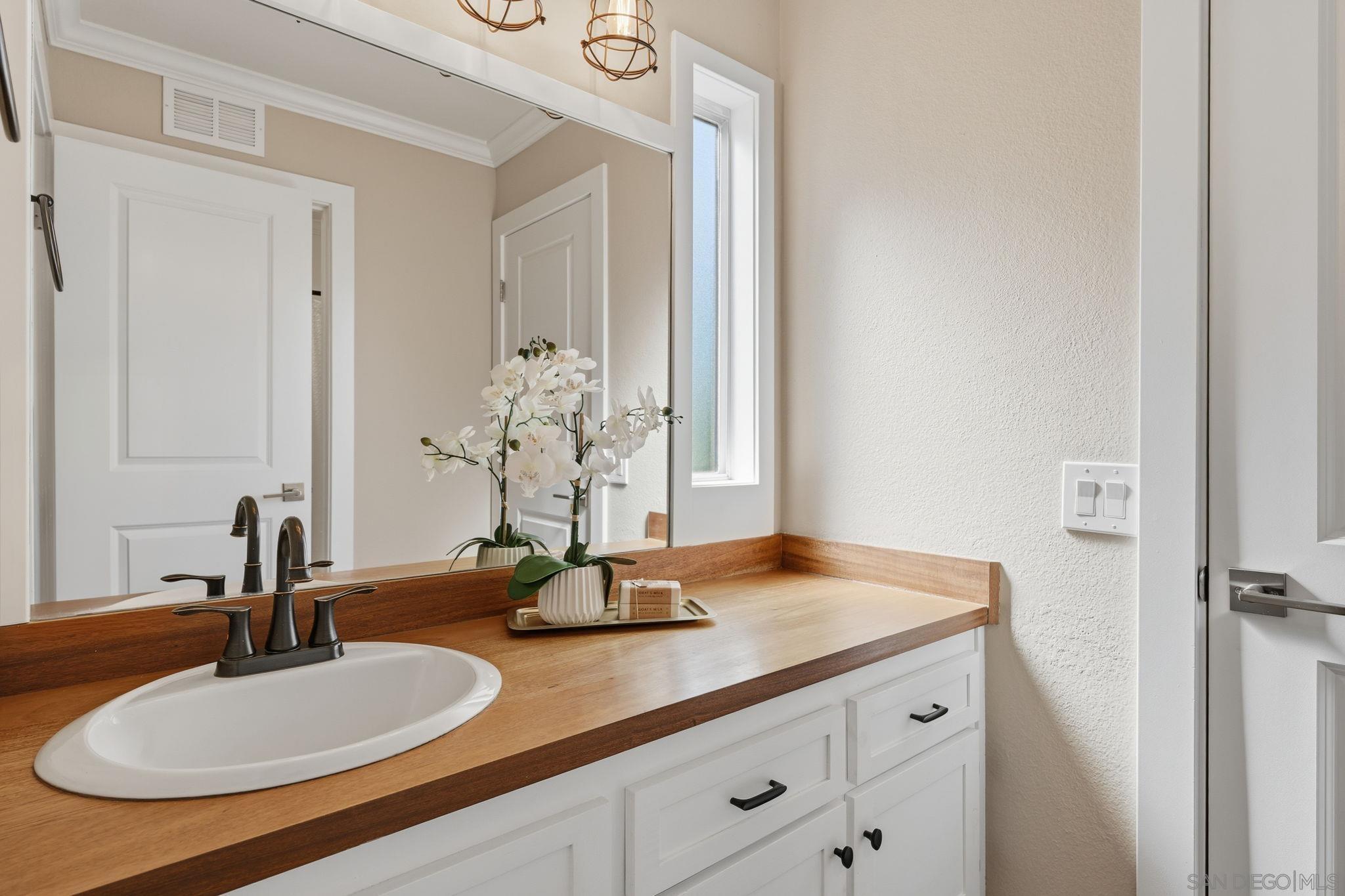 Detail Gallery Image 44 of 75 For 2742  Glasgow Dr, Carlsbad,  CA 92010 - 4 Beds | 3/1 Baths