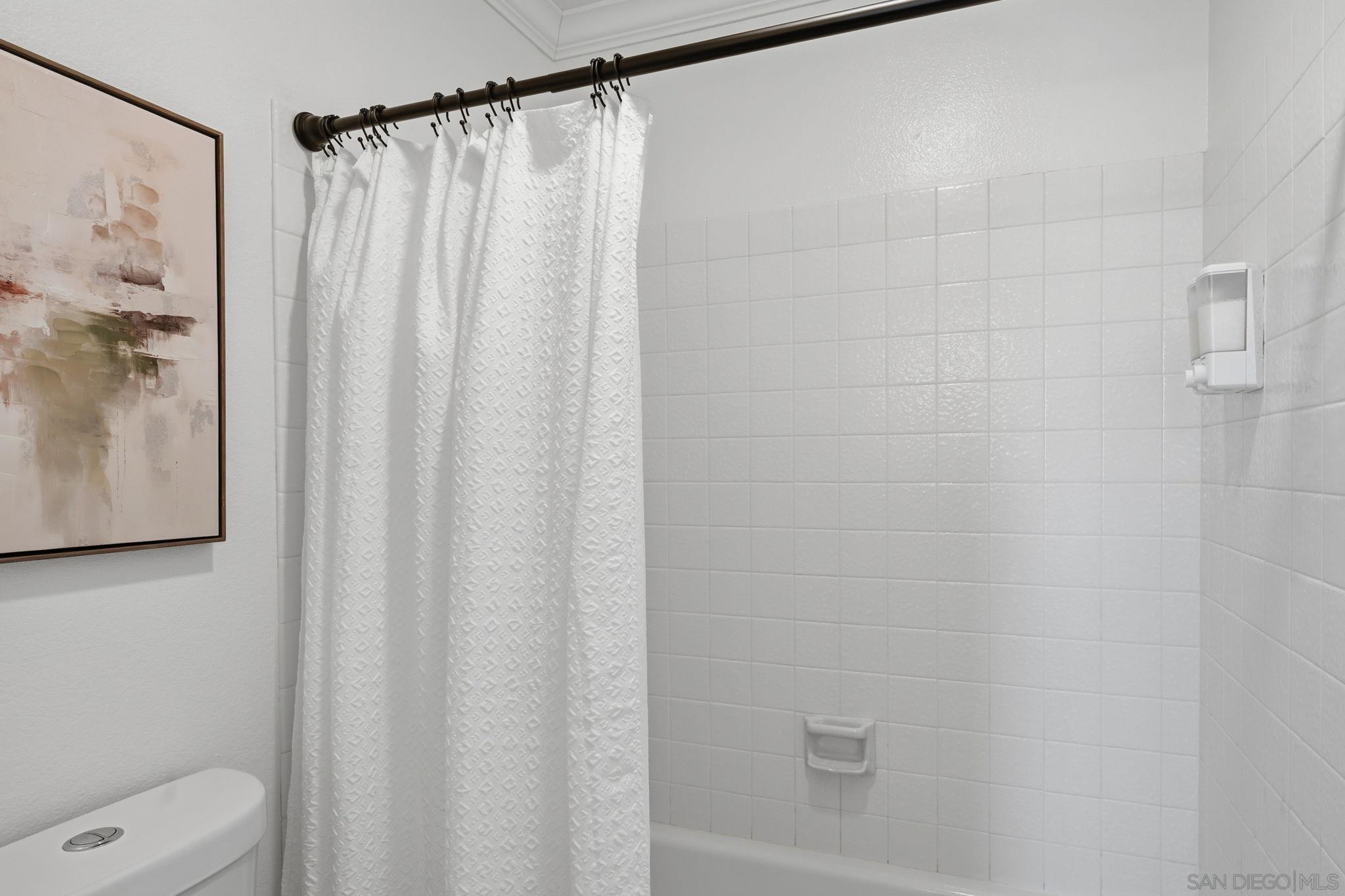 Detail Gallery Image 45 of 75 For 2742  Glasgow Dr, Carlsbad,  CA 92010 - 4 Beds | 3/1 Baths