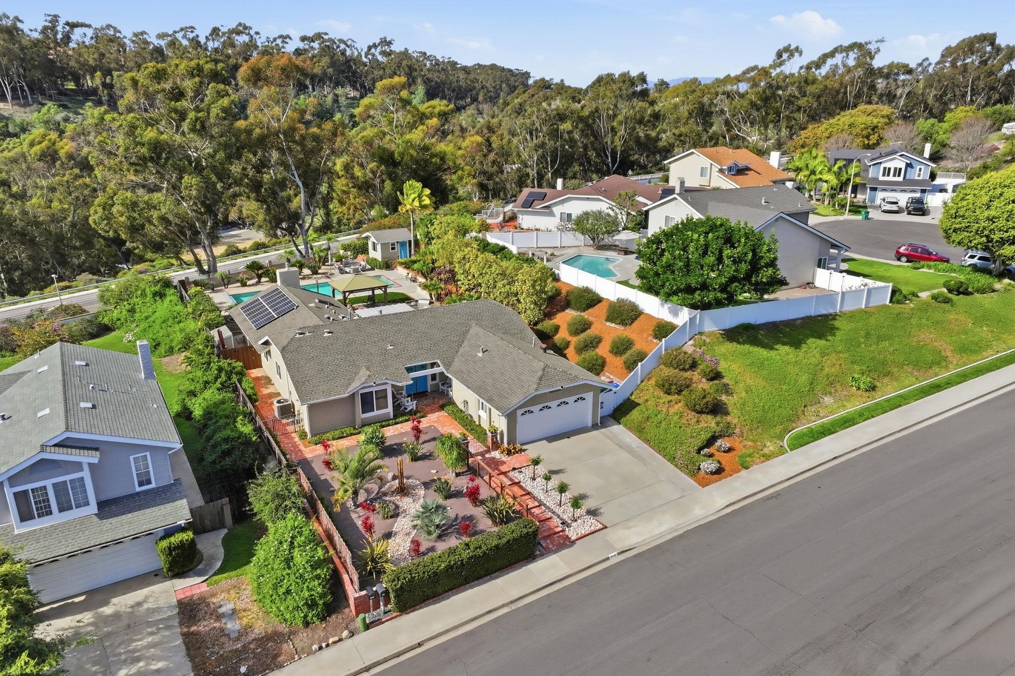 Detail Gallery Image 62 of 75 For 2742  Glasgow Dr, Carlsbad,  CA 92010 - 4 Beds | 3/1 Baths