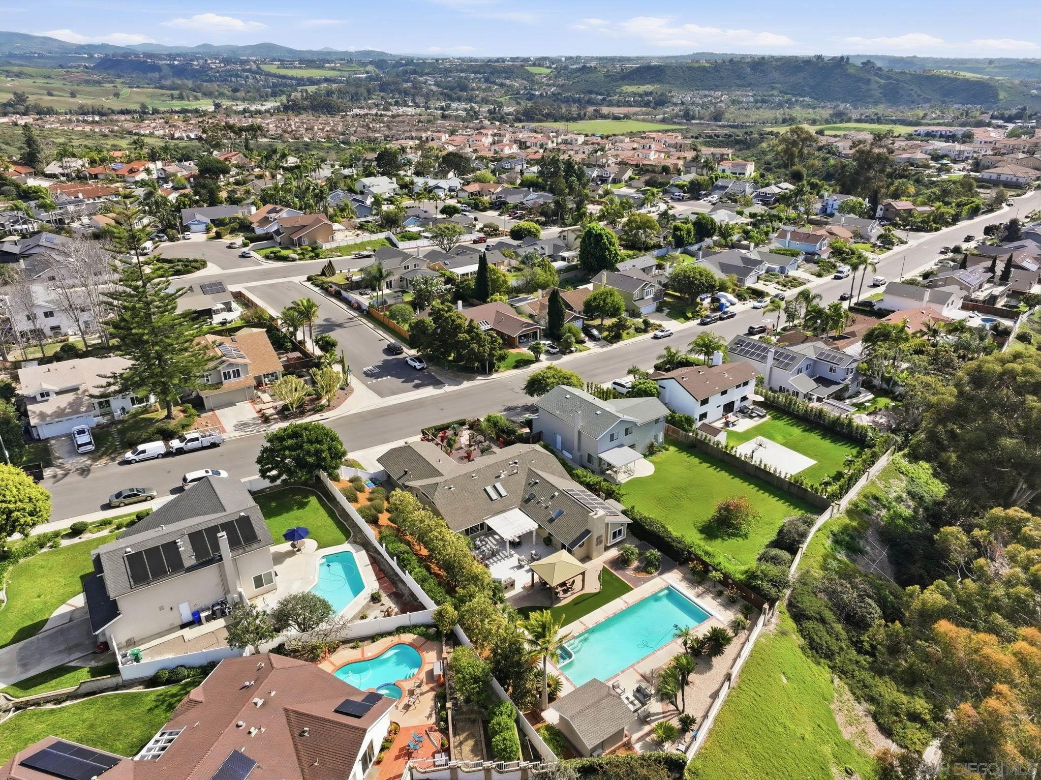 Detail Gallery Image 67 of 75 For 2742  Glasgow Dr, Carlsbad,  CA 92010 - 4 Beds | 3/1 Baths