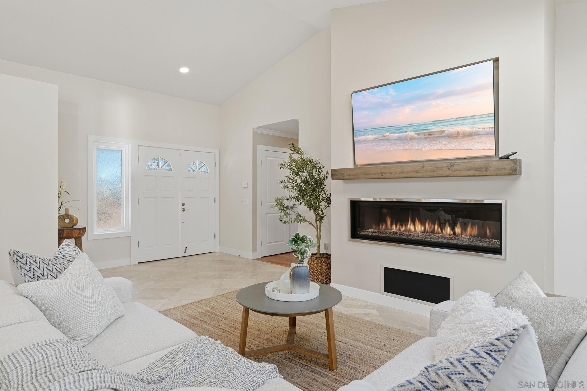 Detail Gallery Image 9 of 75 For 2742  Glasgow Dr, Carlsbad,  CA 92010 - 4 Beds | 3/1 Baths