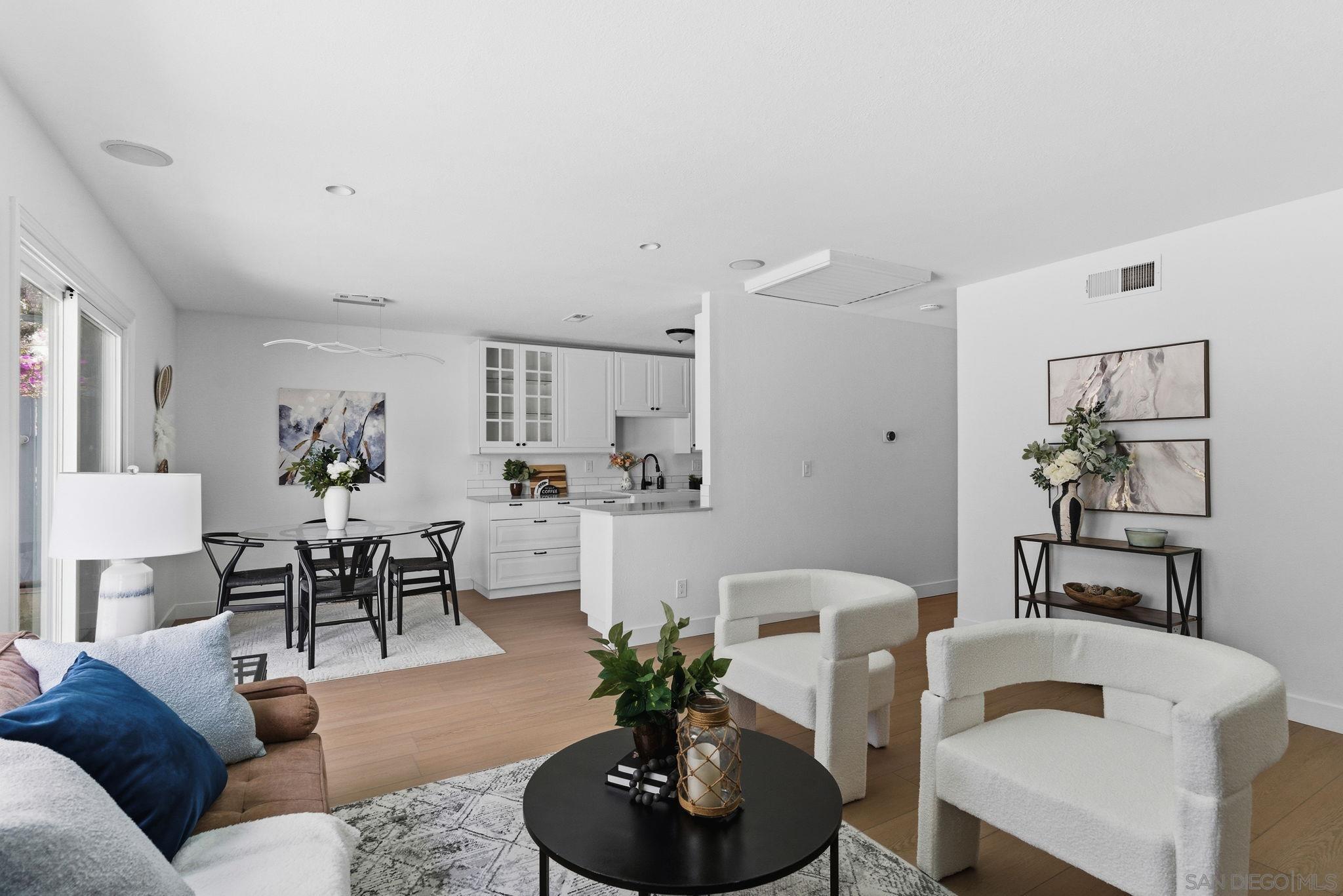 Front Image Thumbnail for SD260003214