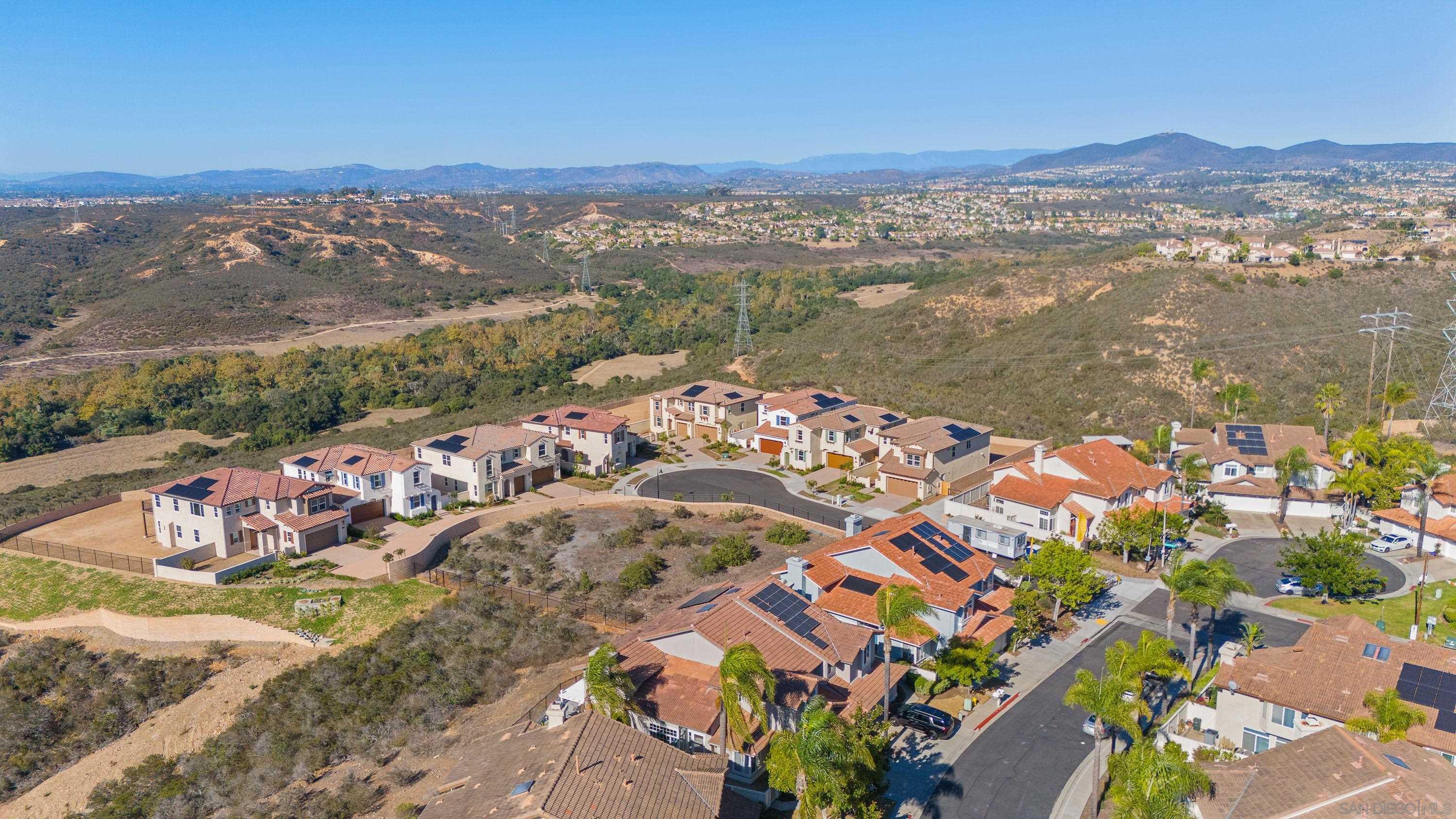 Detail Gallery Image 11 of 12 For 11325  Caminito Rodar, San Diego,  CA 92126 - 6 Beds | 4/1 Baths