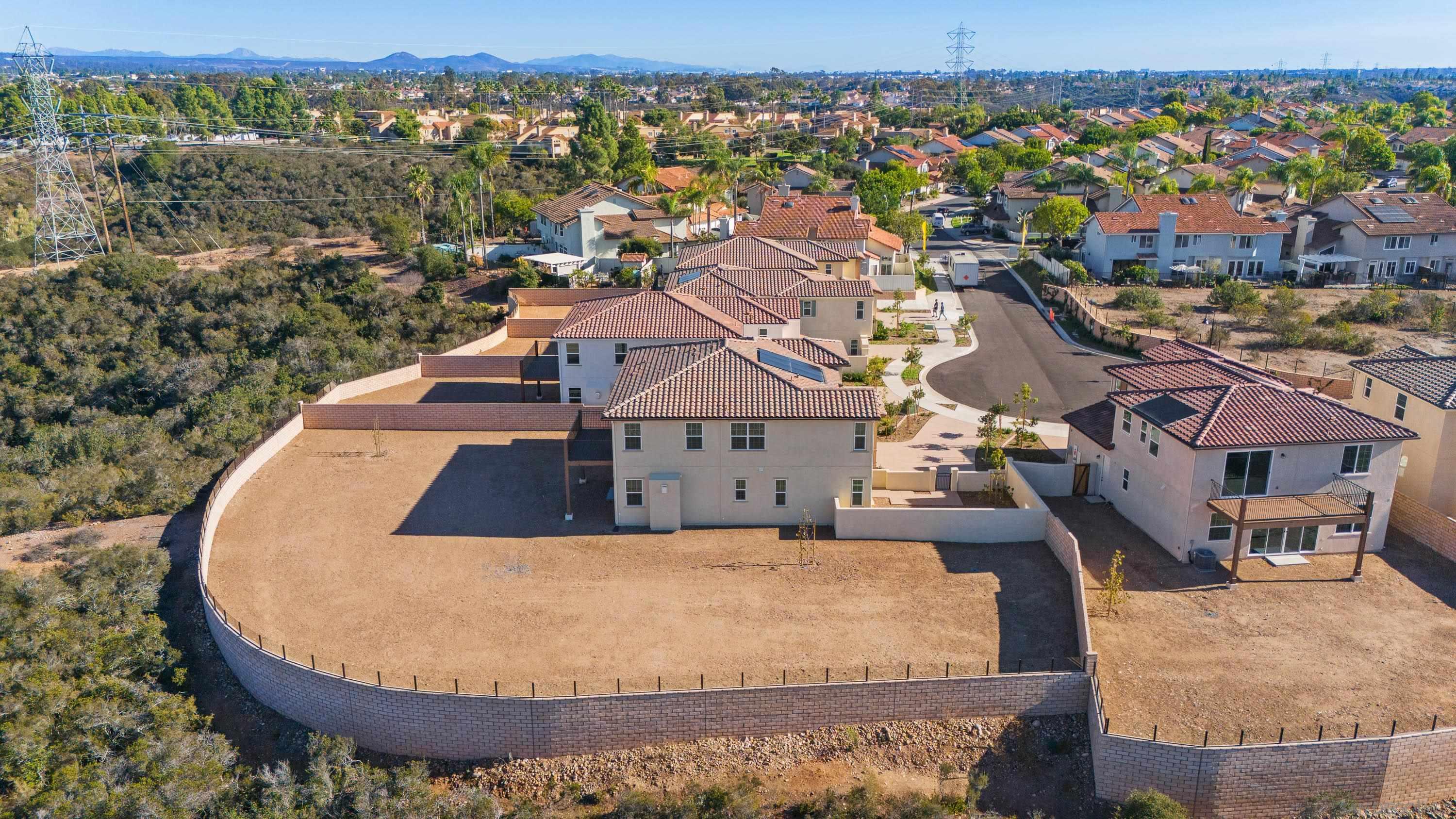 Detail Gallery Image 7 of 12 For 11325  Caminito Rodar, San Diego,  CA 92126 - 6 Beds | 4/1 Baths