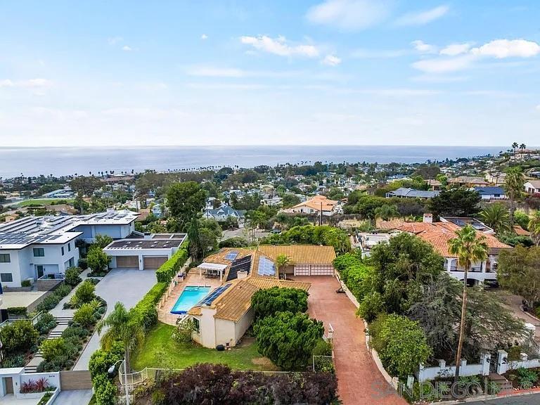 Detail Gallery Image 25 of 27 For 5432  Candlelight Drive, La Jolla,  CA 92037 - 5 Beds | 3 Baths