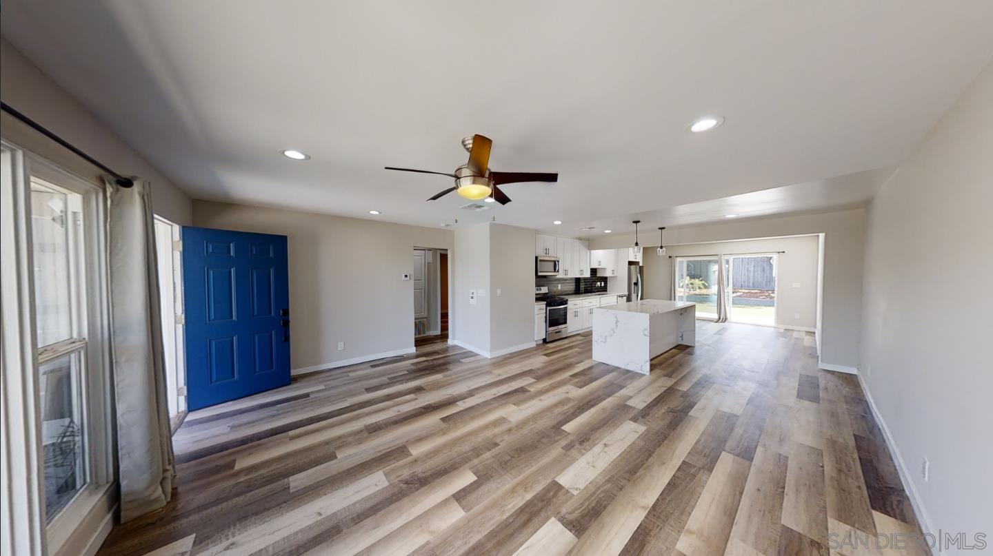 Detail Gallery Image 7 of 22 For 6459  Richard St., San Diego,  CA 92115 - 7 Beds | 3 Baths