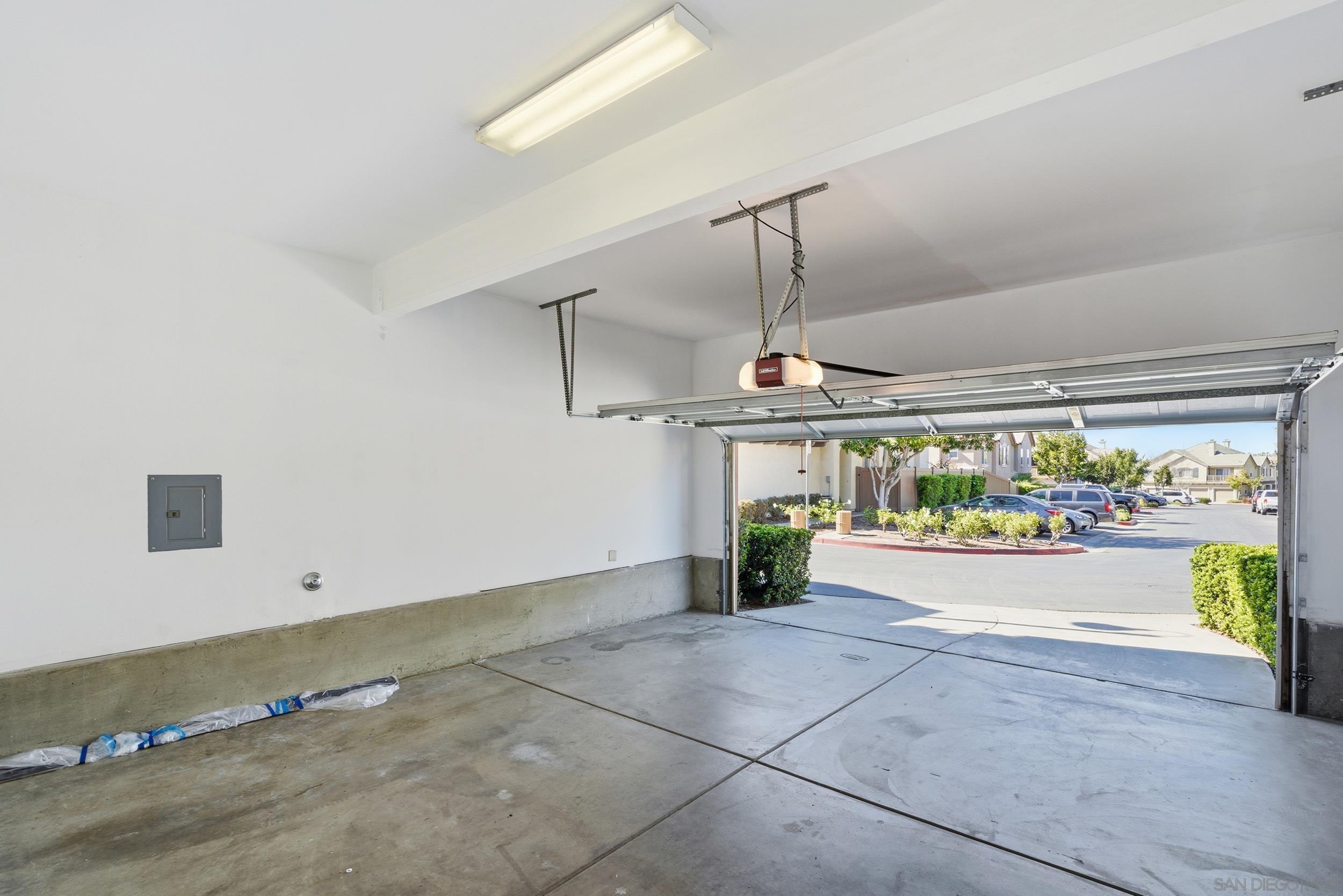 Detail Gallery Image 21 of 25 For 1892  Monaco Drive, Chula Vista,  CA 91913 - 3 Beds | 2/1 Baths