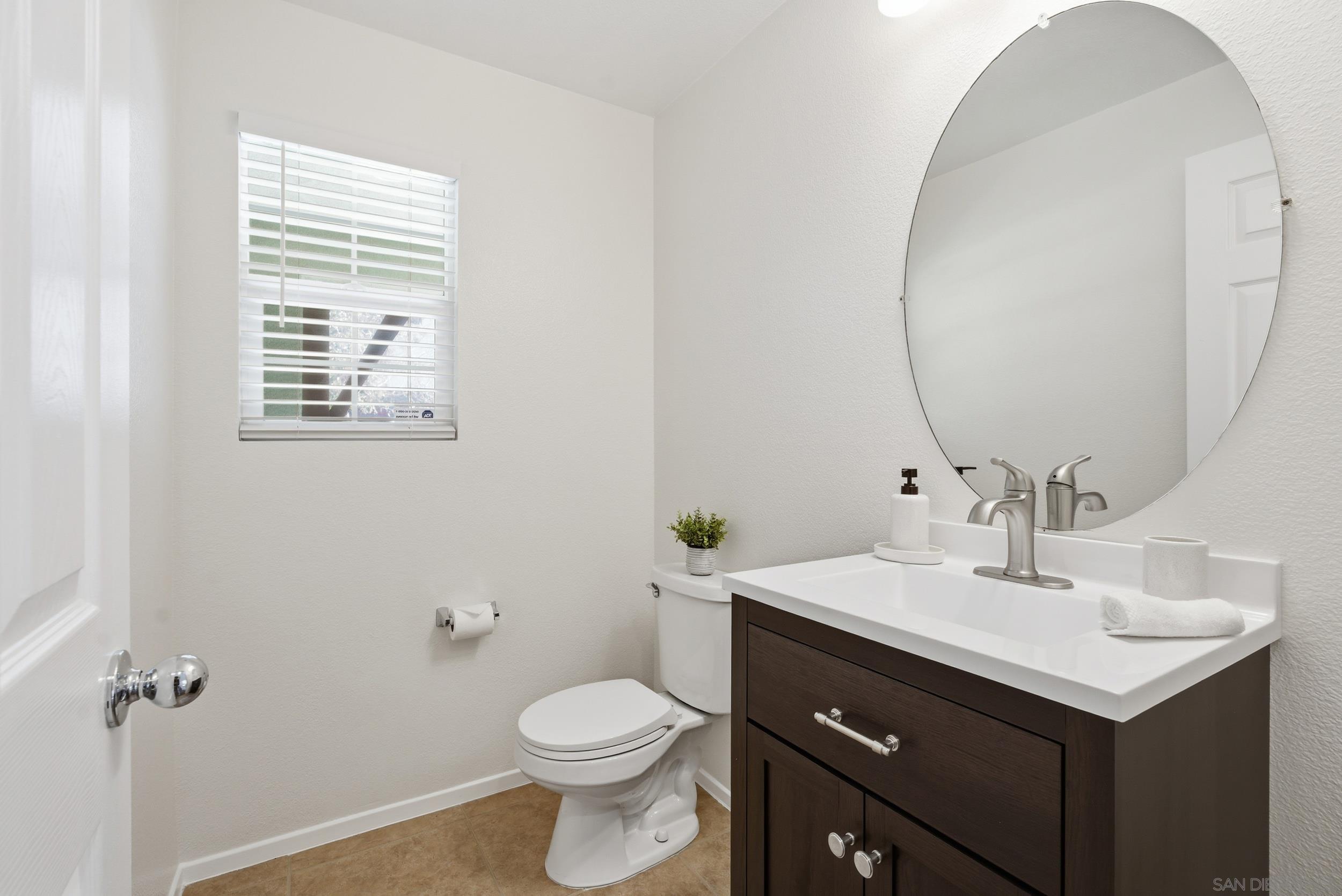 Detail Gallery Image 10 of 25 For 1892  Monaco Drive, Chula Vista,  CA 91913 - 3 Beds | 2/1 Baths