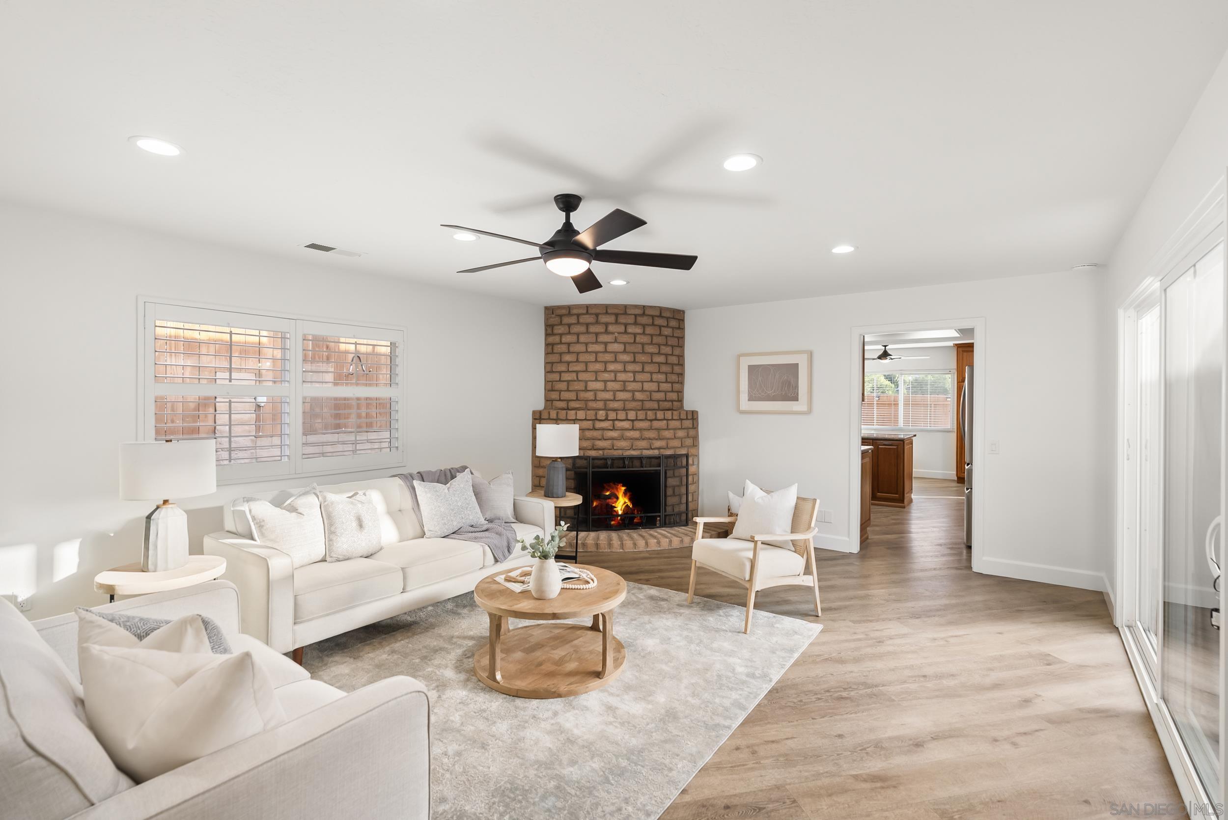 Detail Gallery Image 17 of 54 For 1918  Odell Cir, Vista,  CA 92084 - 3 Beds | 2/1 Baths