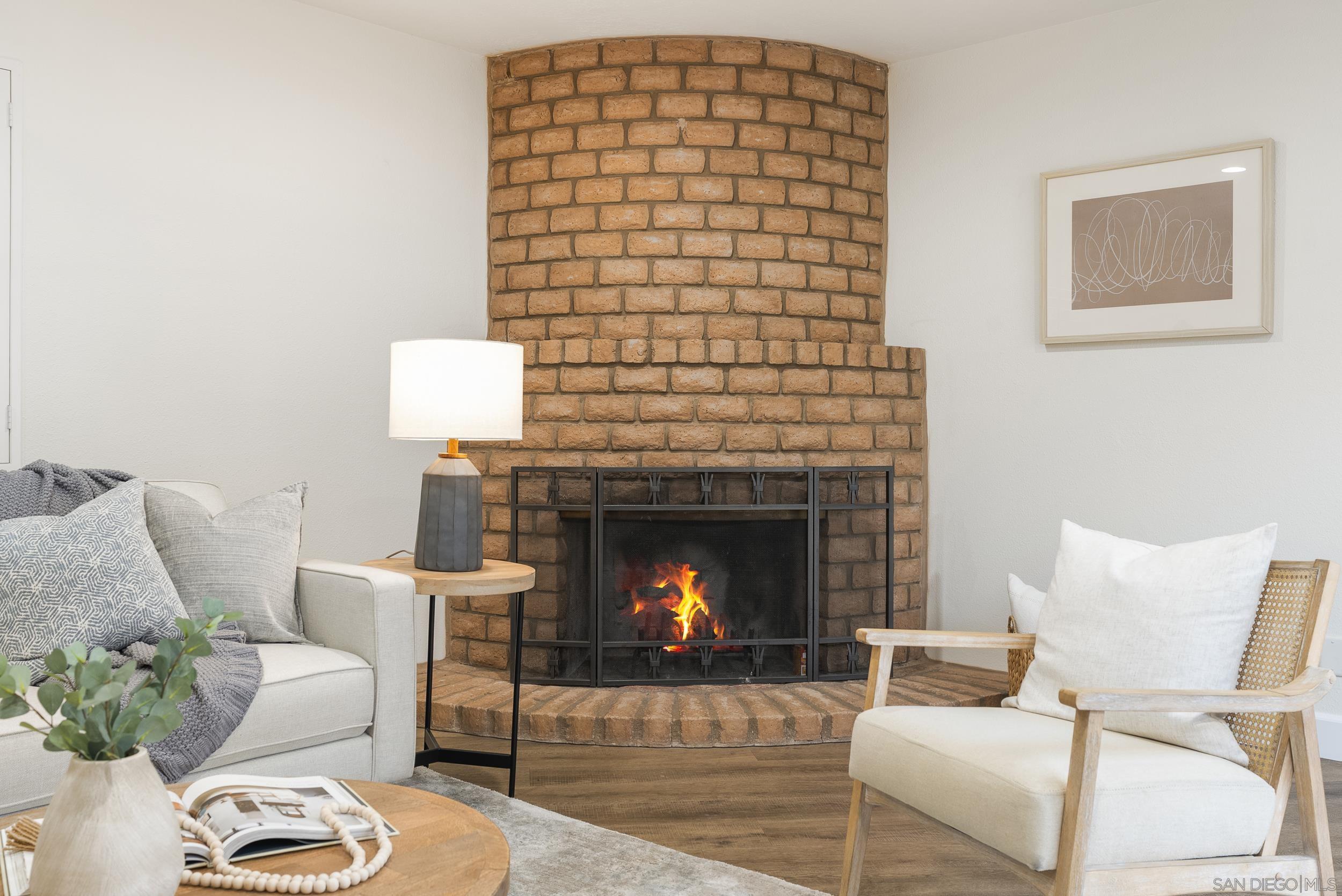 Detail Gallery Image 19 of 54 For 1918  Odell Cir, Vista,  CA 92084 - 3 Beds | 2/1 Baths