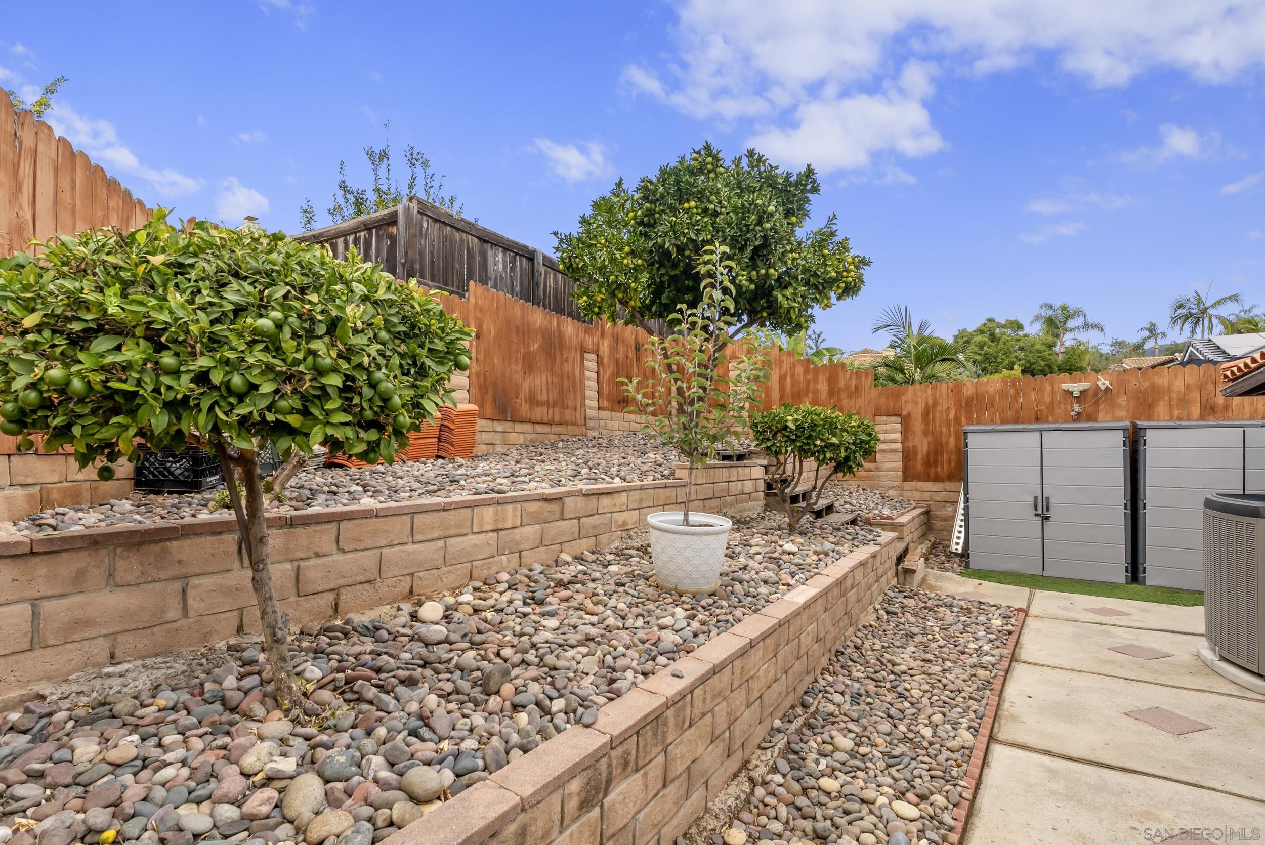 Detail Gallery Image 44 of 54 For 1918  Odell Cir, Vista,  CA 92084 - 3 Beds | 2/1 Baths
