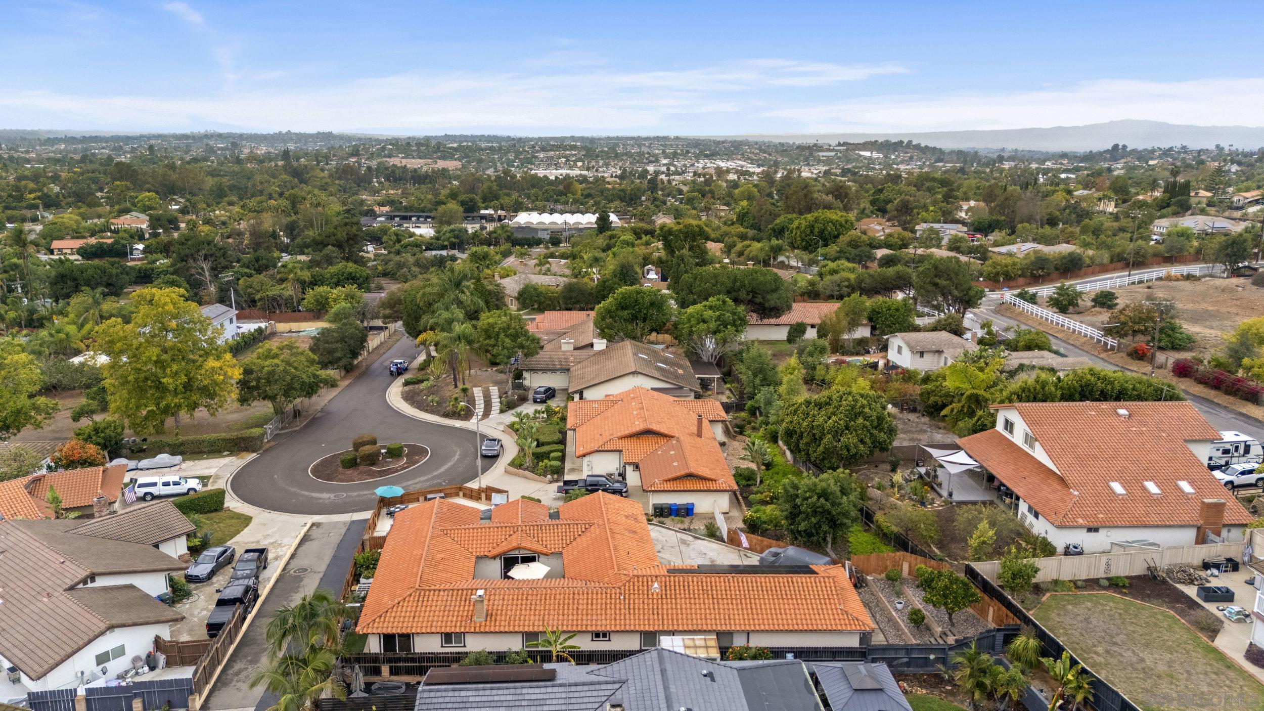Detail Gallery Image 51 of 54 For 1918  Odell Cir, Vista,  CA 92084 - 3 Beds | 2/1 Baths