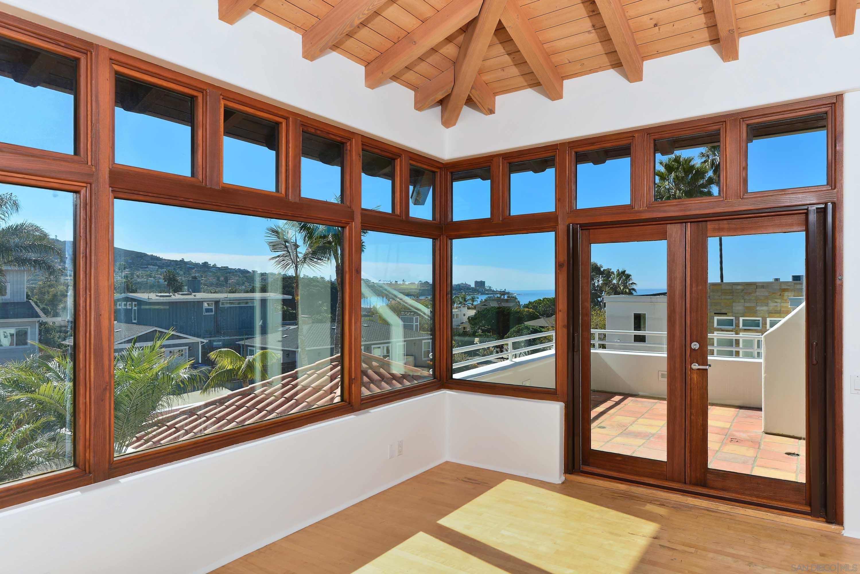Detail Gallery Image 25 of 41 For 2320  Camino Del Collado, La Jolla,  CA 92037 - 3 Beds | 4 Baths
