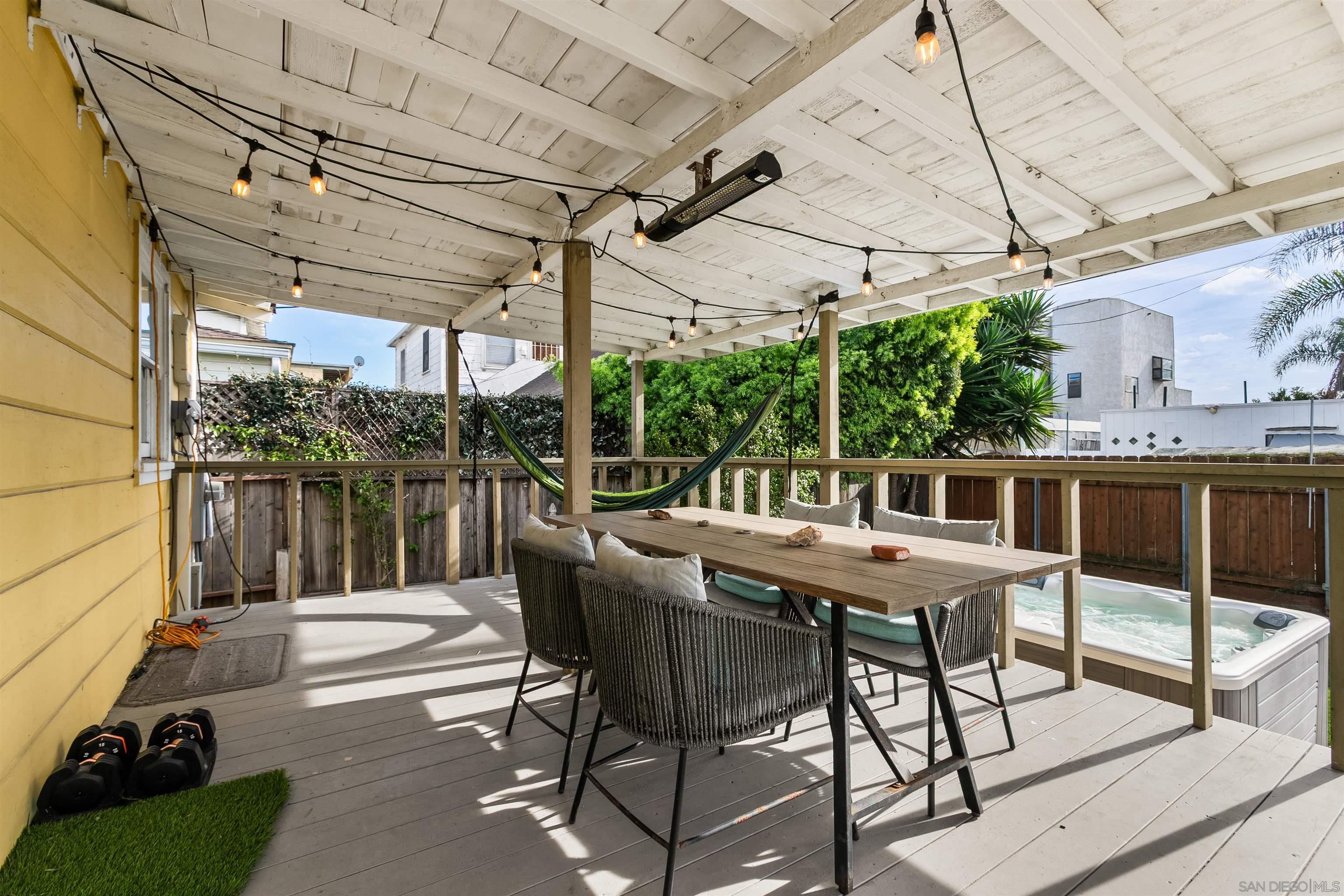 Detail Gallery Image 25 of 48 For 4963  Long Branch Ave, San Diego,  CA 92107 - 3 Beds | 2 Baths