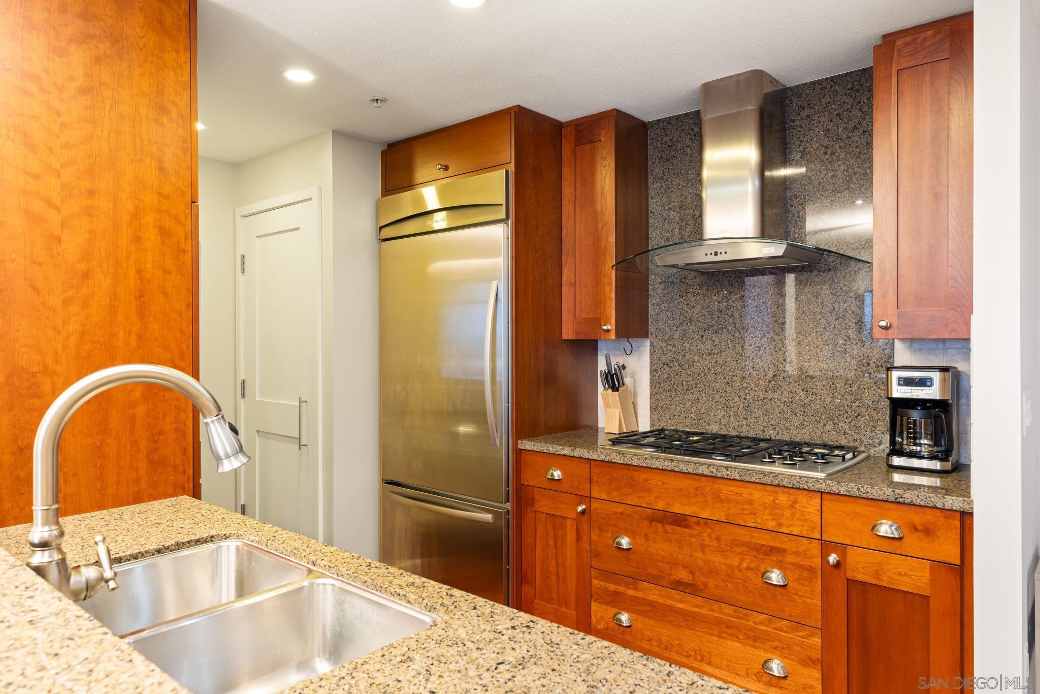 Detail Gallery Image 14 of 53 For 700 W E St  1502, San Diego,  CA 92101 - 2 Beds | 2 Baths