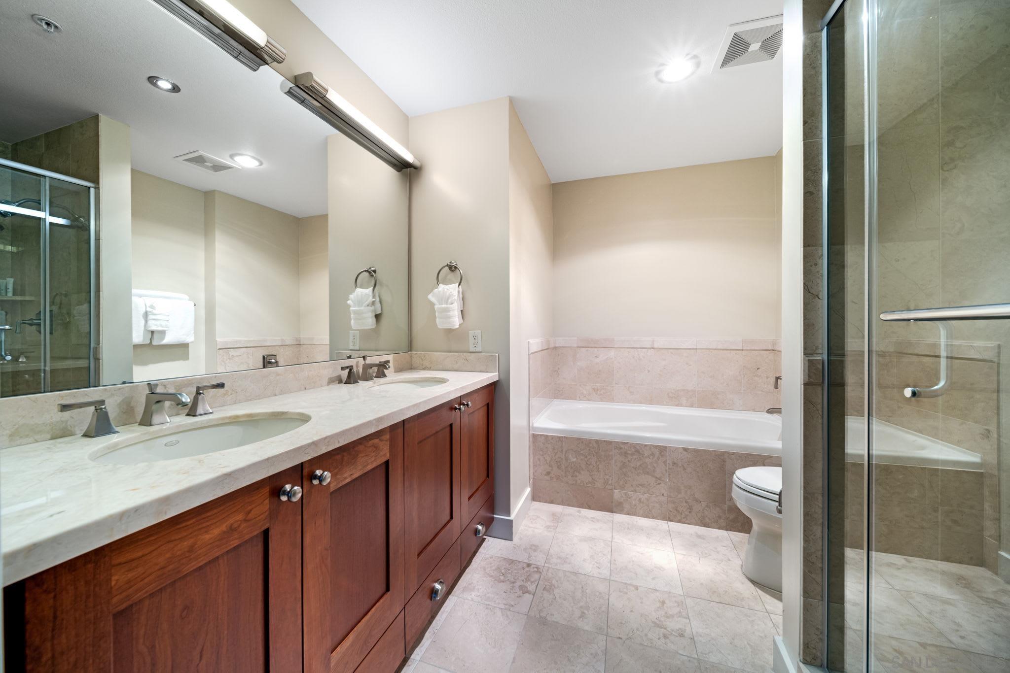 Detail Gallery Image 19 of 53 For 700 W E St  1502, San Diego,  CA 92101 - 2 Beds | 2 Baths