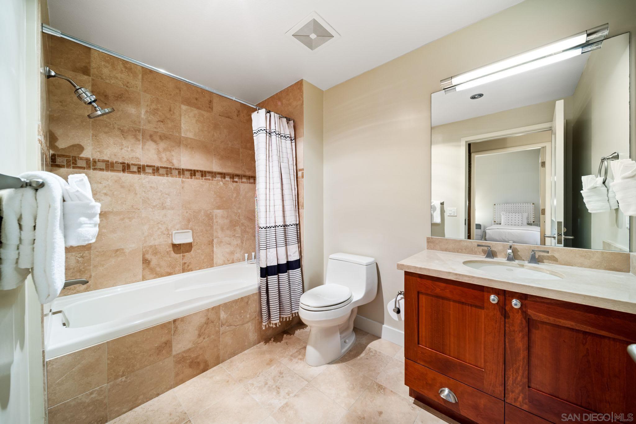 Detail Gallery Image 24 of 53 For 700 W E St  1502, San Diego,  CA 92101 - 2 Beds | 2 Baths