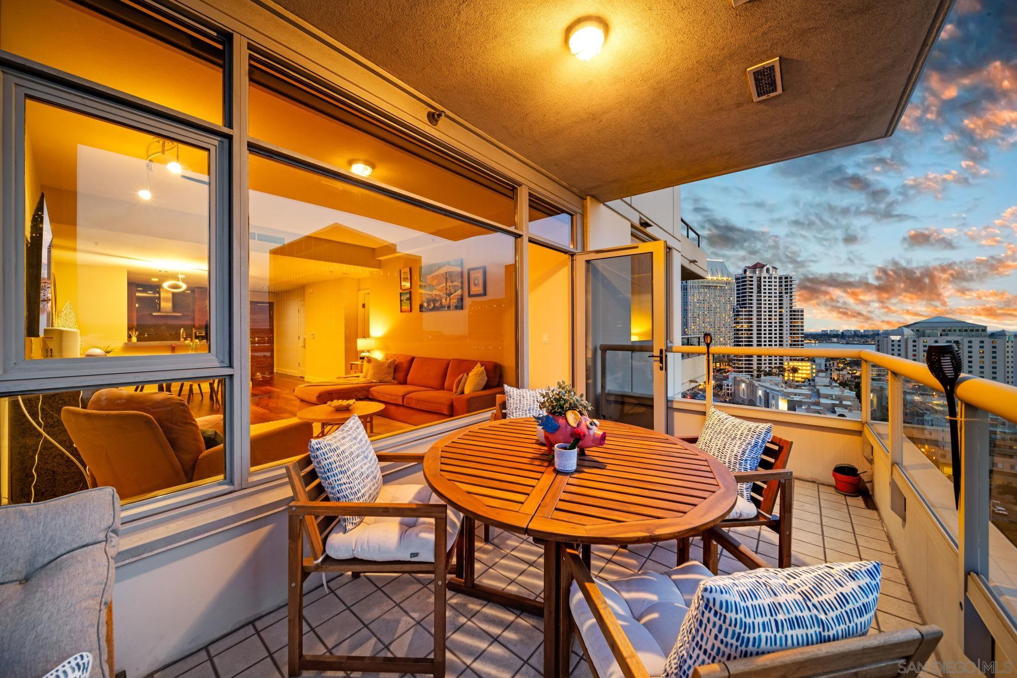 Detail Gallery Image 25 of 53 For 700 W E St  1502, San Diego,  CA 92101 - 2 Beds | 2 Baths